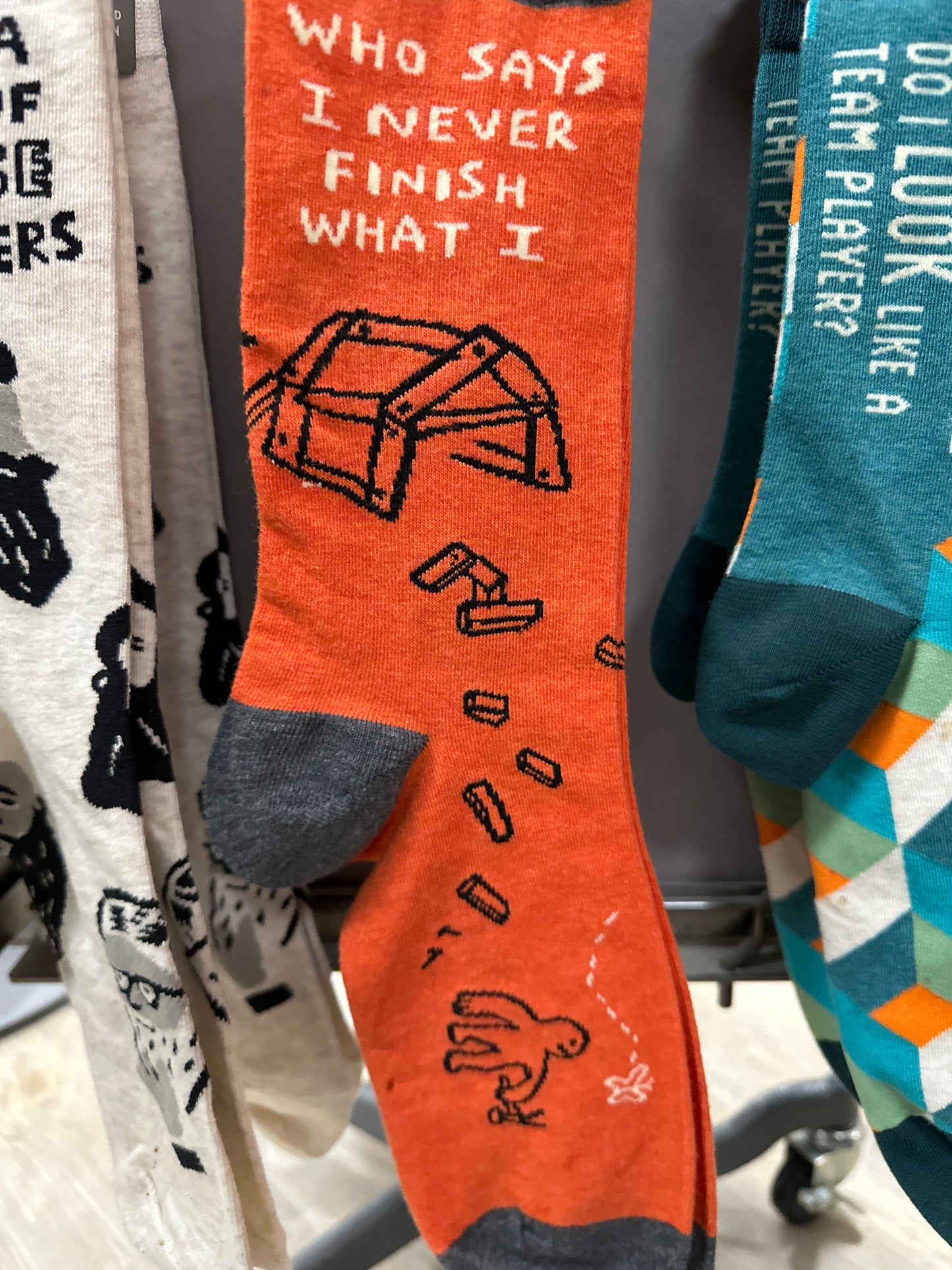 WHO SAYS I NEVER... - MEN'S CREW SOCKS