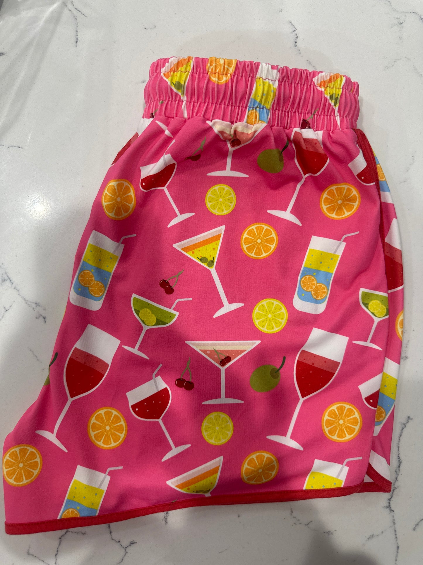 EVERYDAY SHORTS - HAPPY HOUR