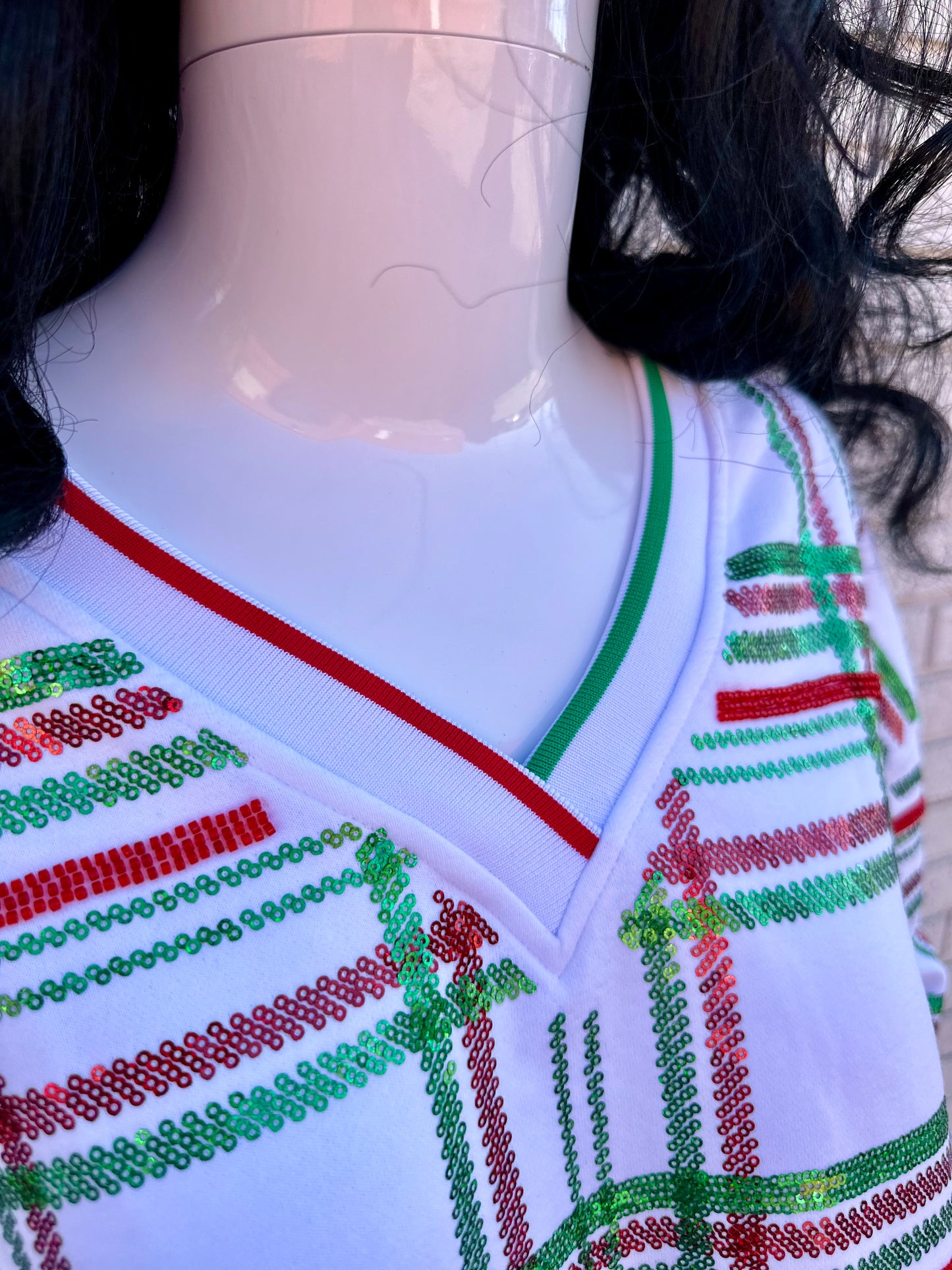RED WHITE AND GREEN PLAID V-NECK SWEATSHIRT & SKORT SET
