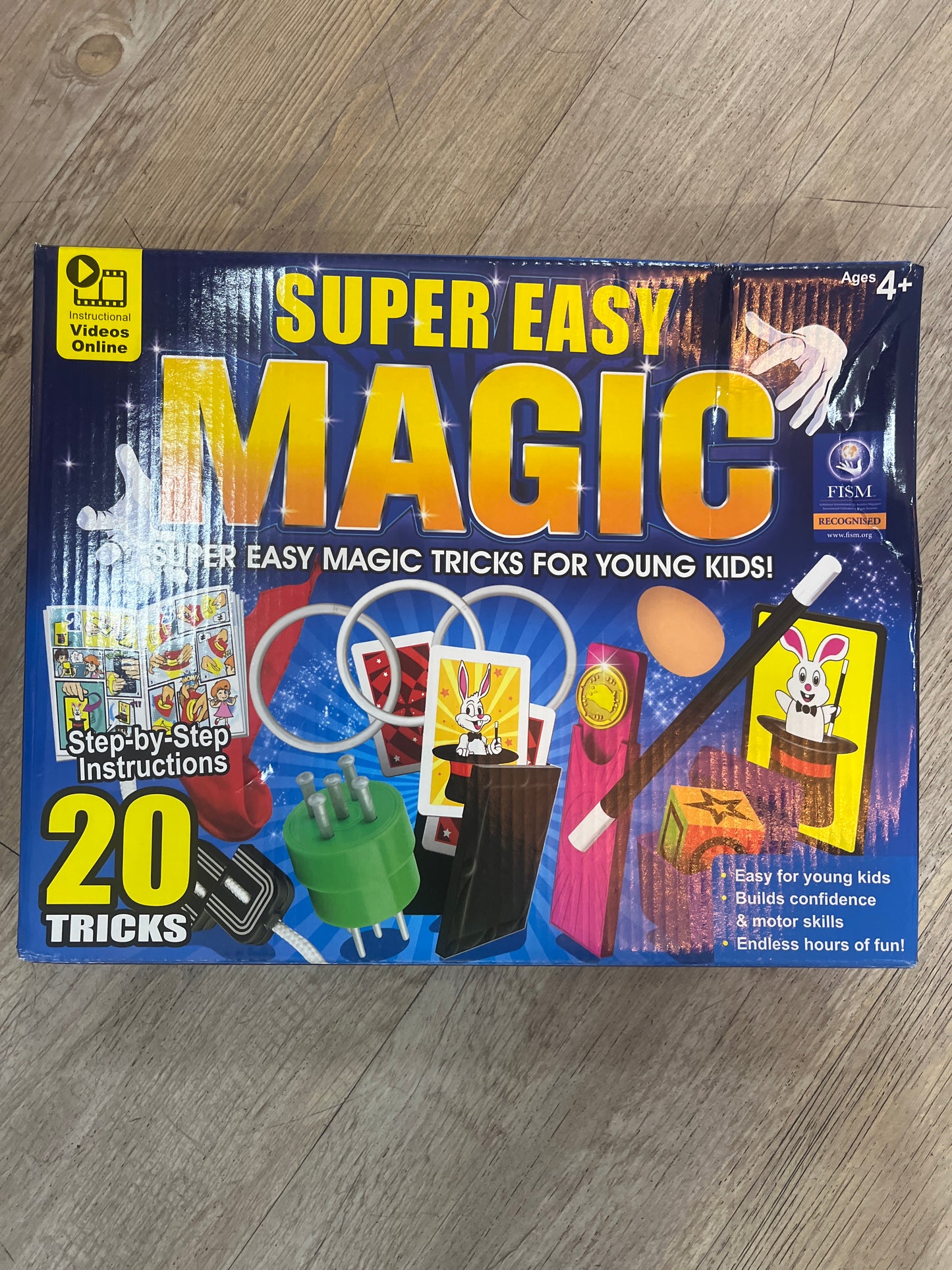 SUPER EASY MAGIC