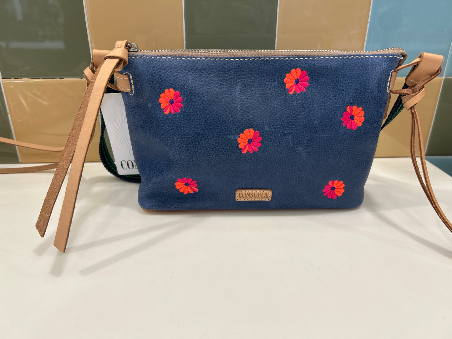 TEENY CROSSBODY- PAX