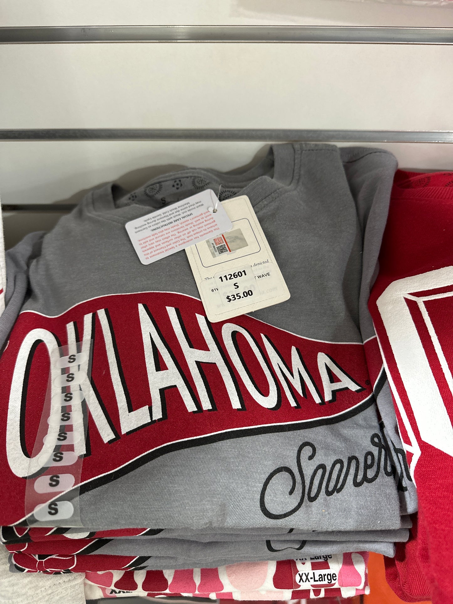 GREY PENNANT WAVE TEE - OKLA SOONERS