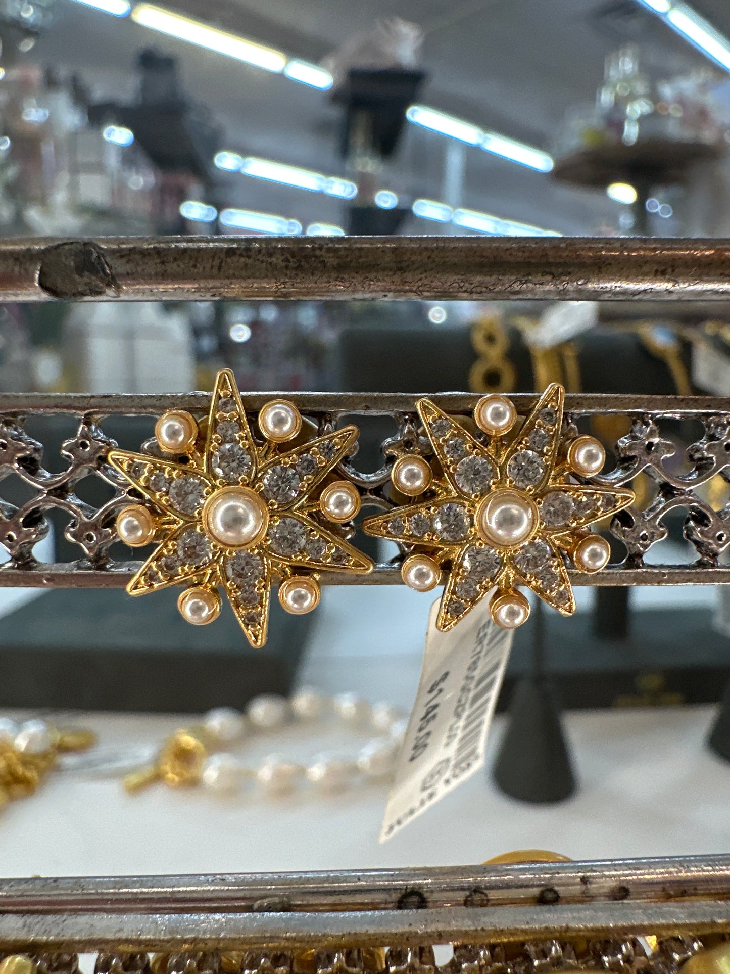 CELESTE STUD CUBIC ZIRCONIA/PEARL