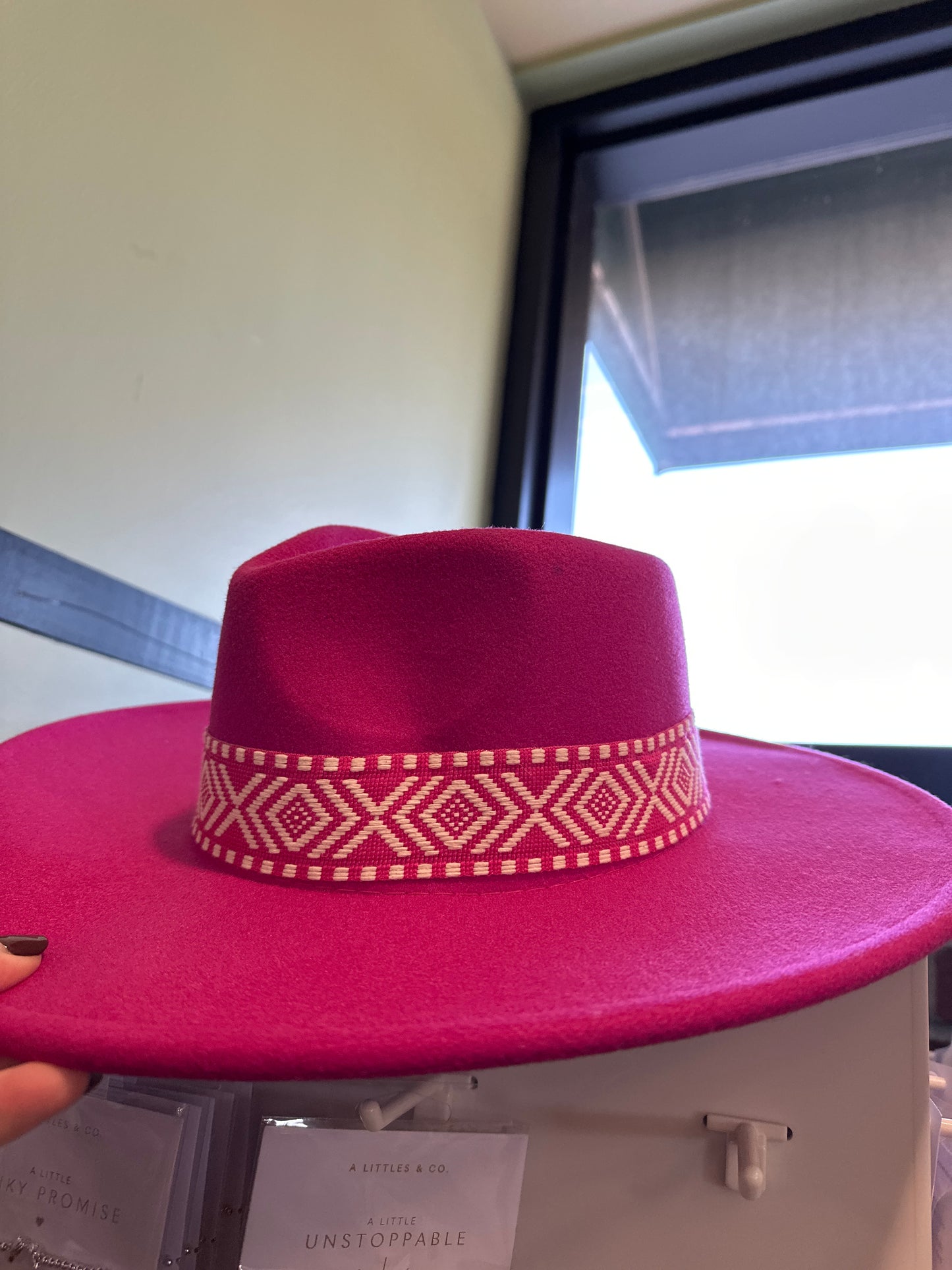 PINK HAT W/AZTEC BAND
