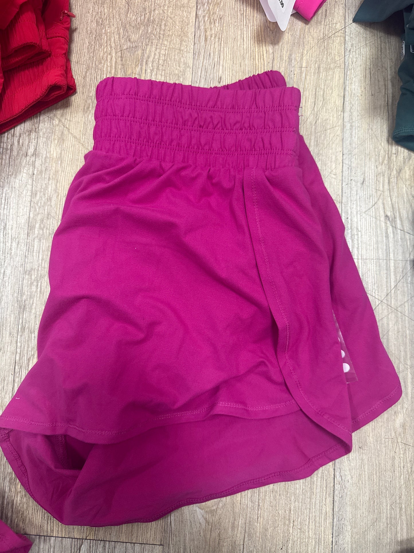 RASPBERRY DOLPHIN HEM SHORTS