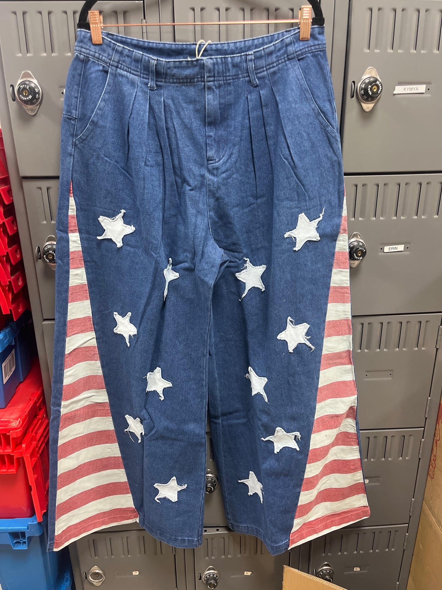 RED STRIPES VINTAGE WASHED AMERICAN FLAG THEME STAR PATCHES WIDE DENIM PANTS