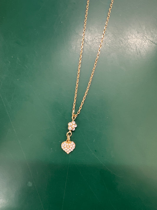 YG FLOWER AND HEART DAINTY NECKLACE