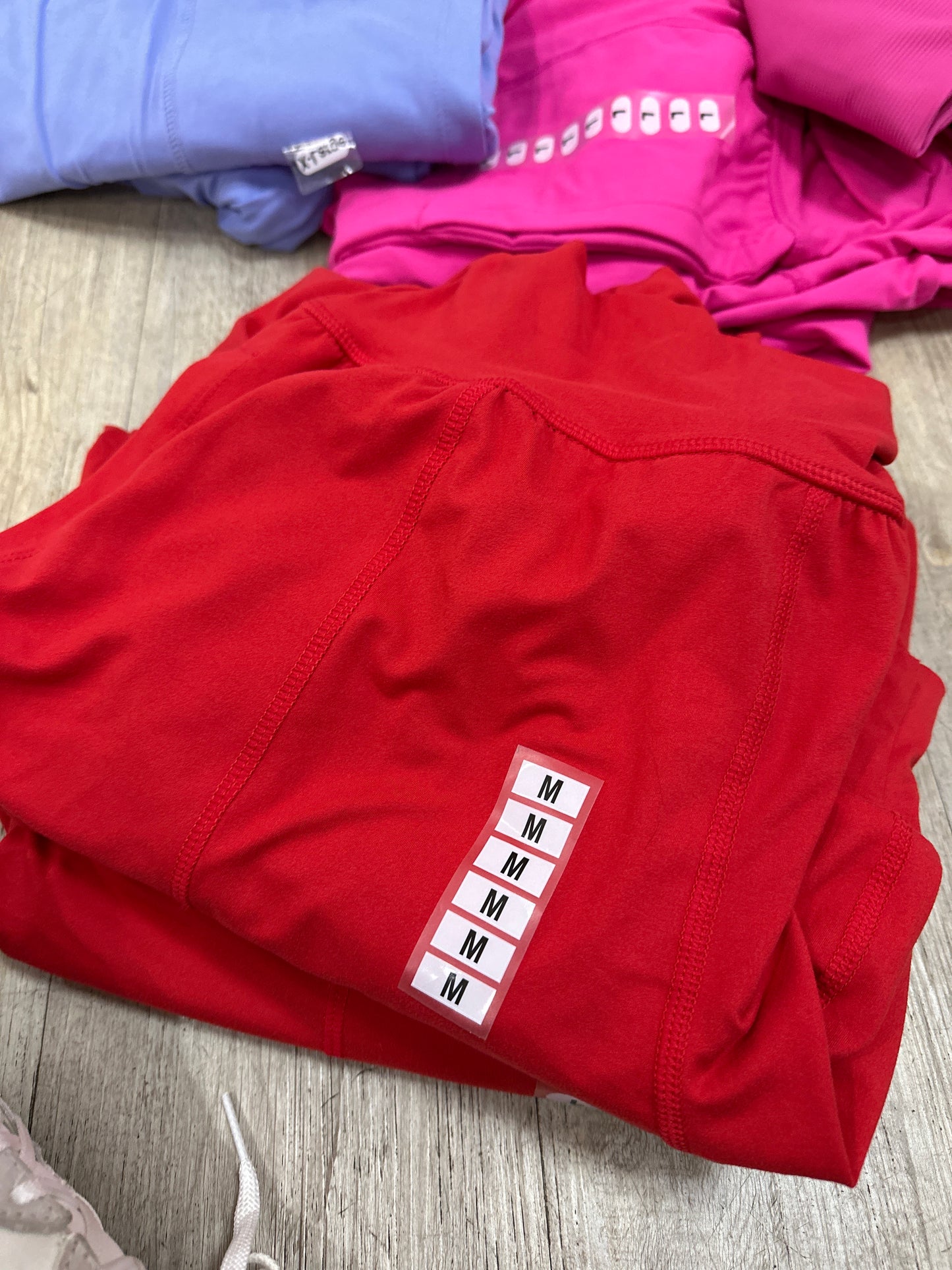 HIGH WAISTED JOGGERS W/POCKETS - TRUE RED