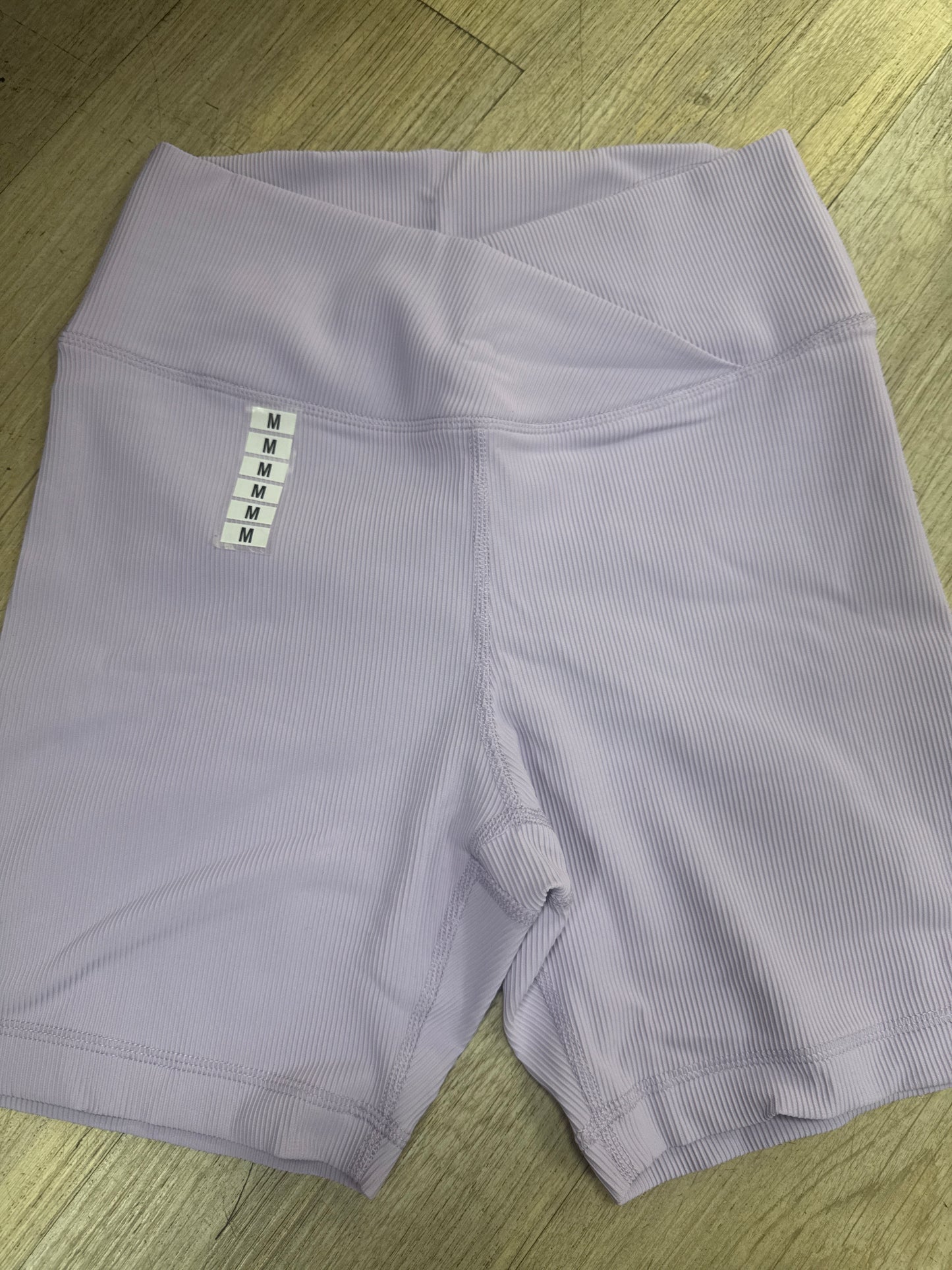 V-WAIST RIBBED BIKER SHORTS - LAVENDER
