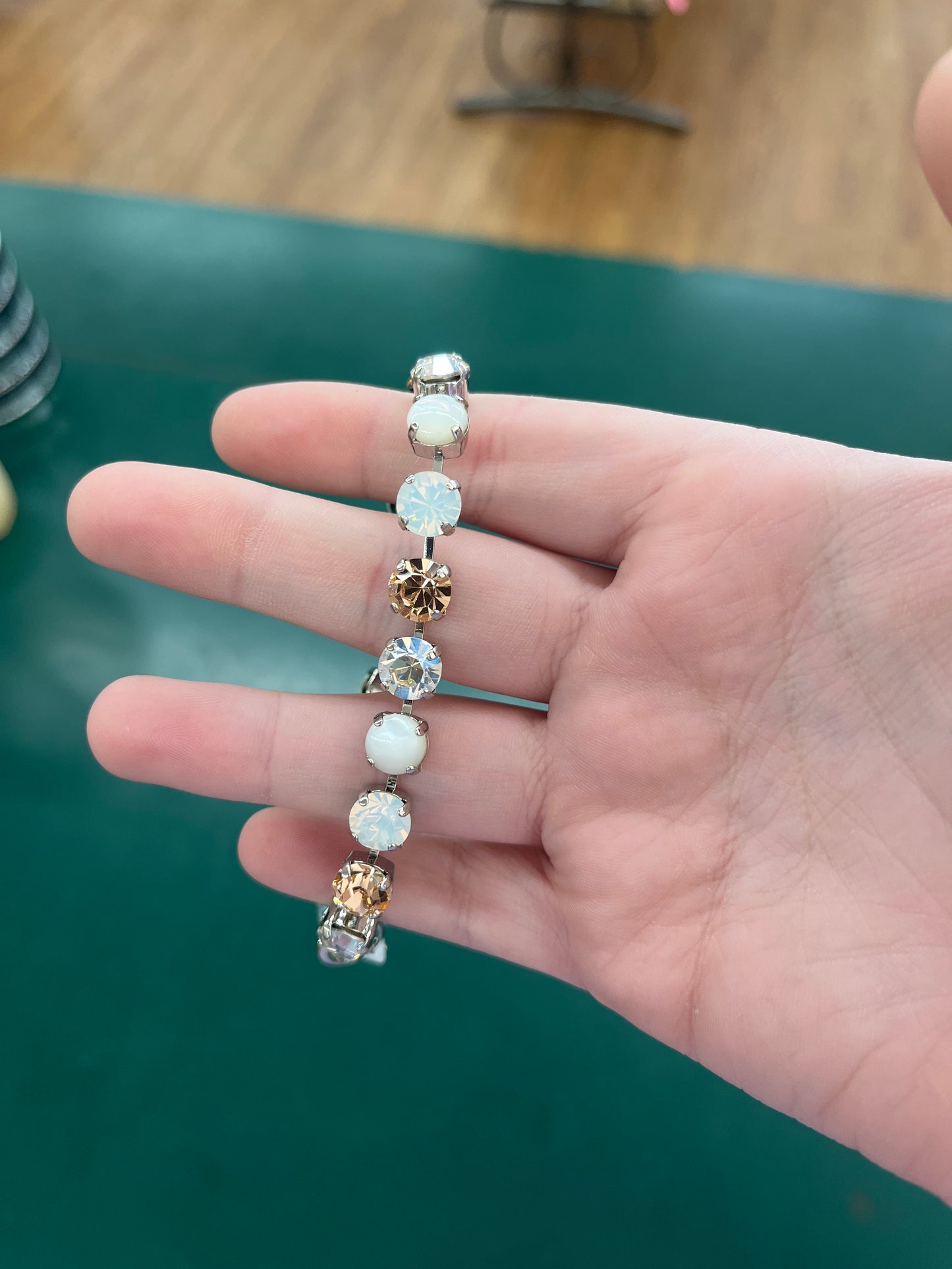 SLVR BRCLT WHTE, OPAL, & CHMPGN STONES