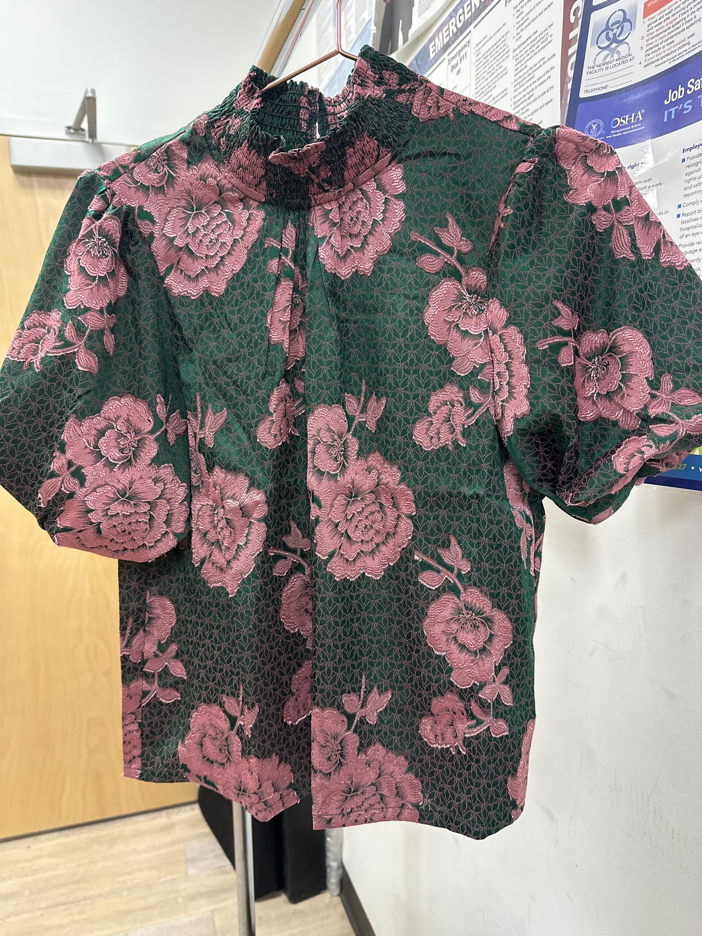 HUNTER GREEN SMOCKED HIGH NECK BUBBLE SLEEVE FLORAL TOP