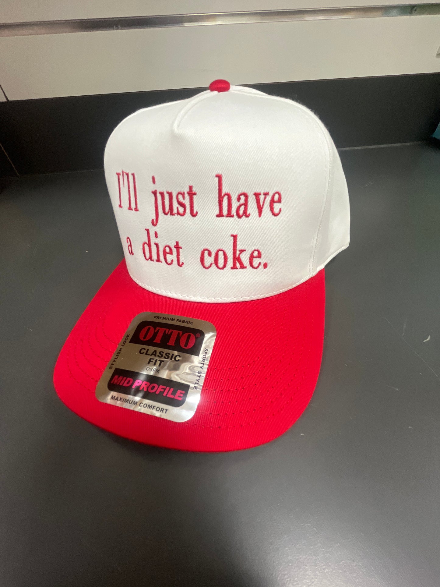 WHITE/RED HAT - I'LL JUST HAVE A DIET COKE