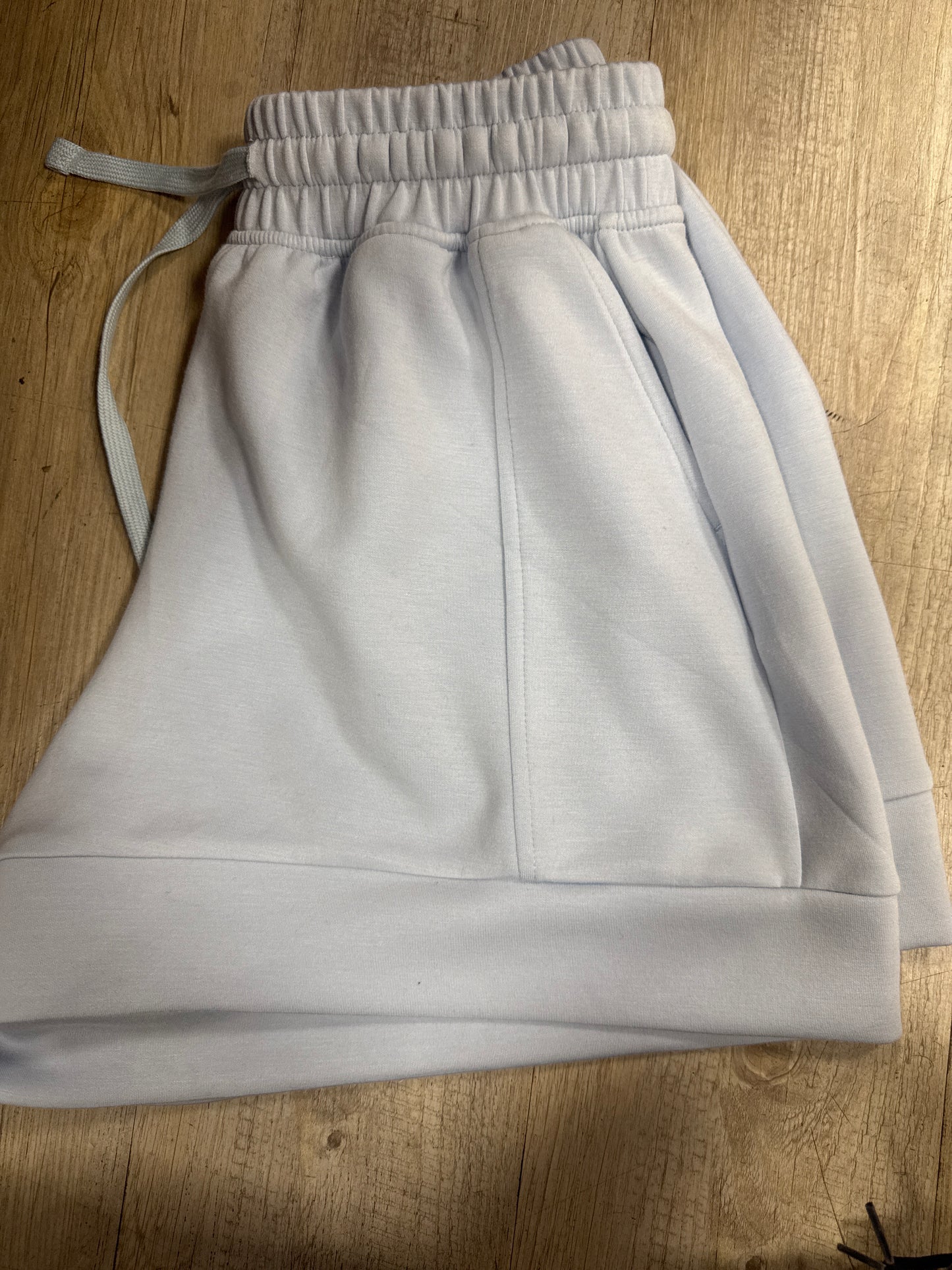 SCUBA PLEAT CASUAL SHORTS - SOFT BLUE