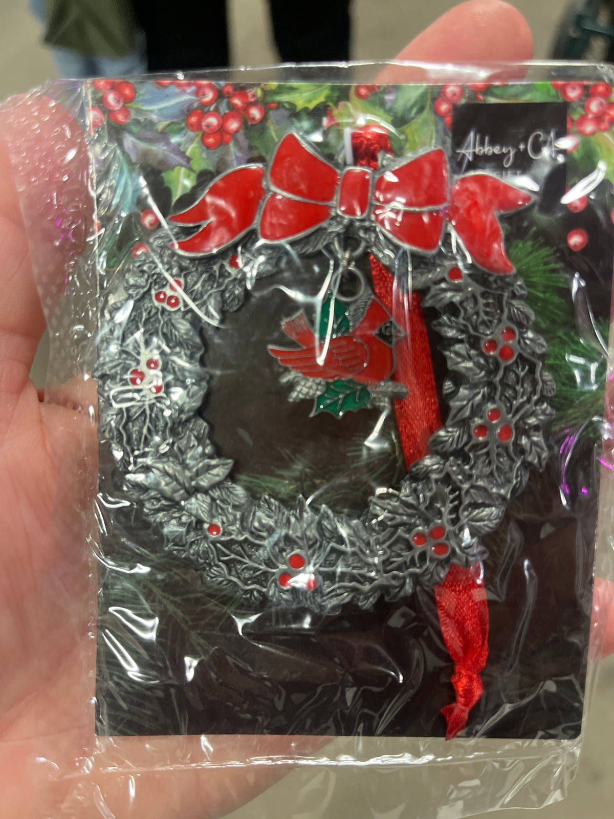 CARDINAL WREATH ORNAMENT