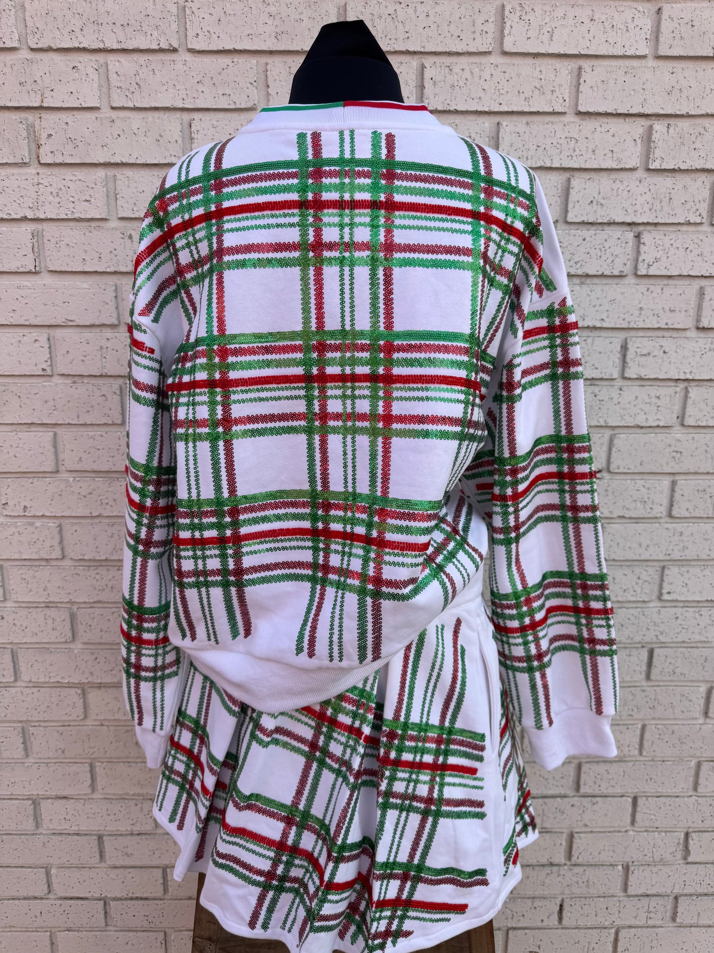 RED WHITE AND GREEN PLAID V-NECK SWEATSHIRT & SKORT SET