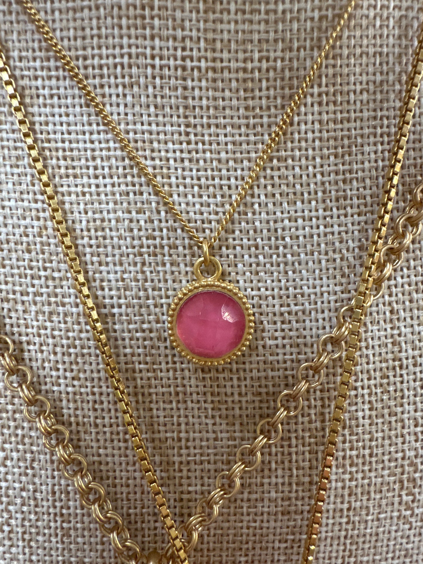 FLEUR-de-LIS SOLITAIRE NECKLACE IRIDESCENT PEONY PINK