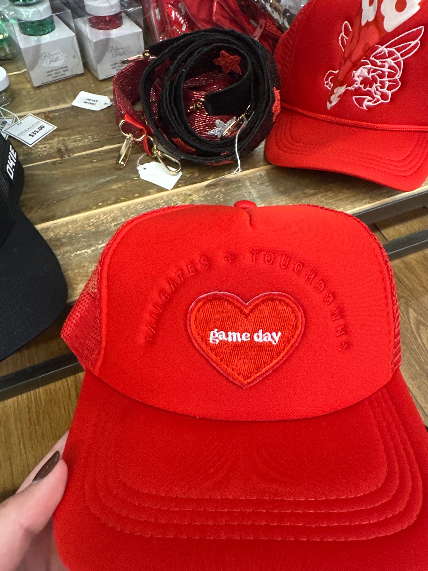 DARLING EFFECT GAME DAY HAT - RED
