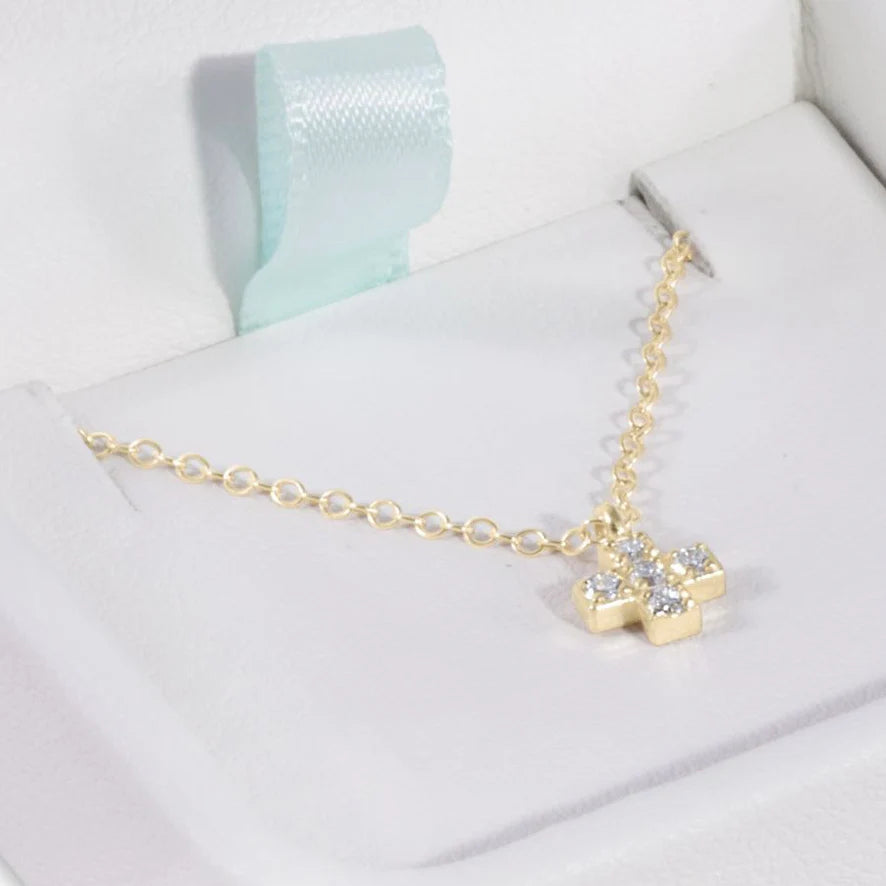 14KT GOLD AND DIAMOND SIGNATURE CROSS NECKLACE