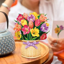 MINI FESTIVE TULIPS