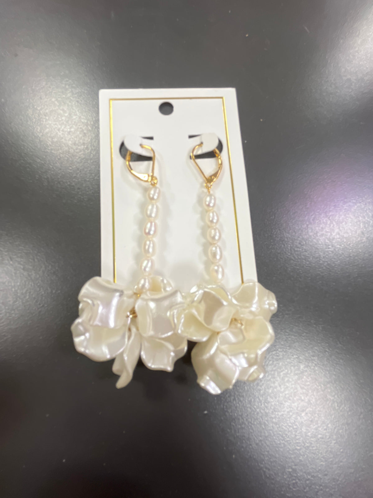 PEARL DROP FLOWER EARRINGS