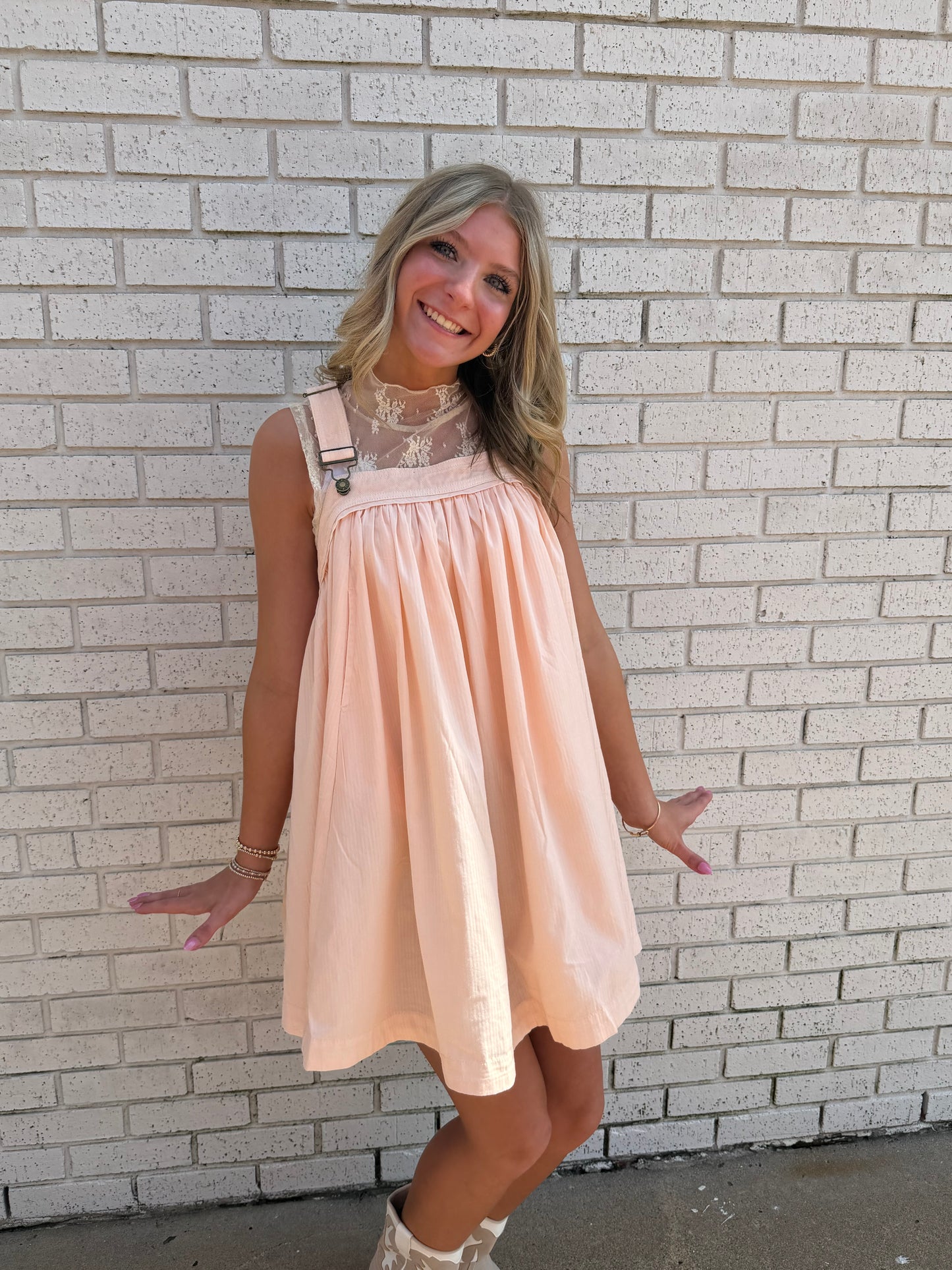 SALMON OVERALL STYLE FLOWY DRESS