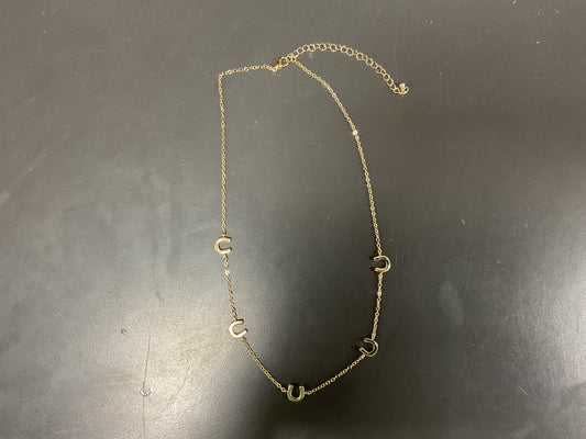 FIVE HORSE SHOE NECKLACE