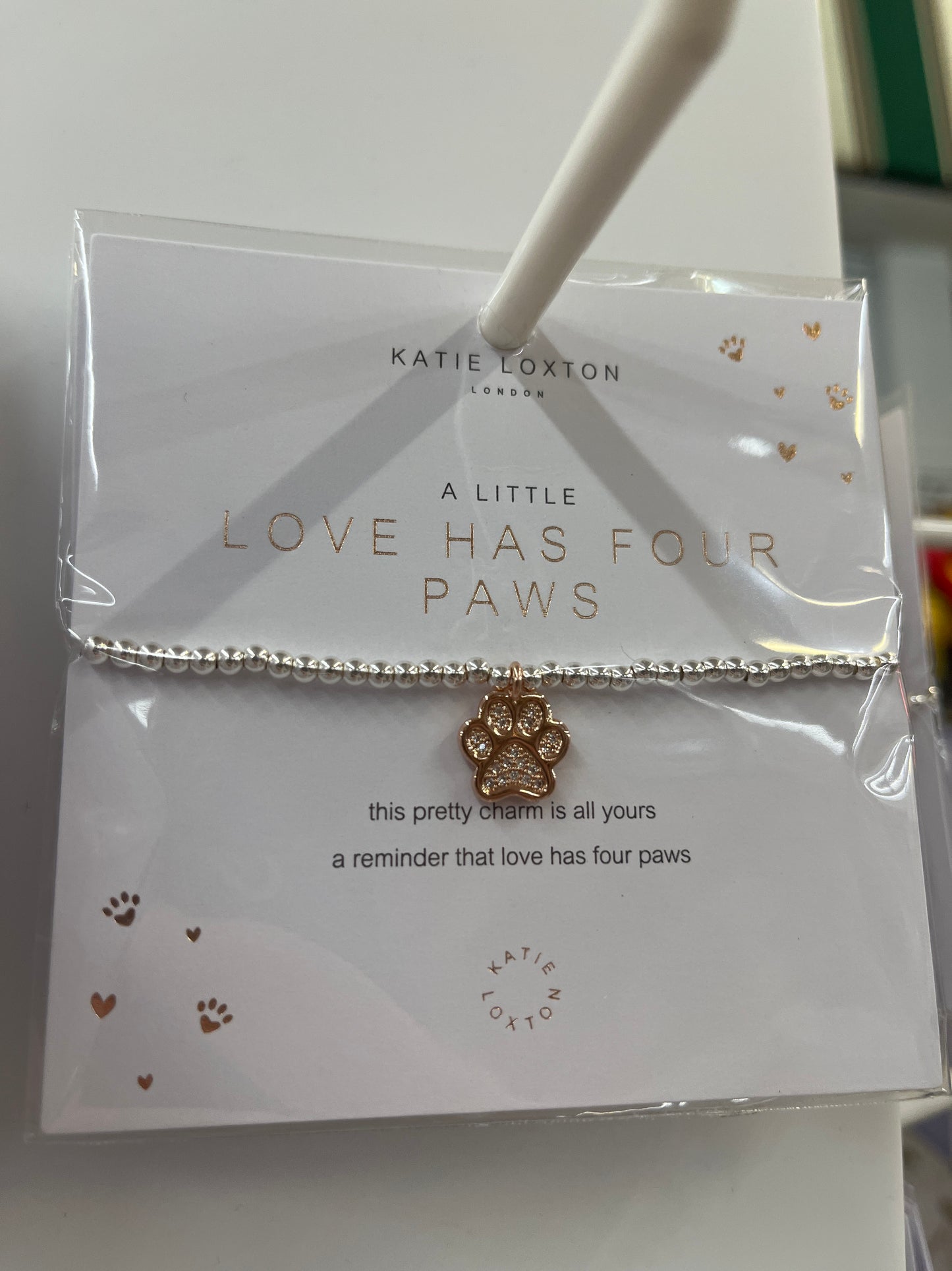 A LITTLE BRACELET - LOVE HAS FOUR PAWS