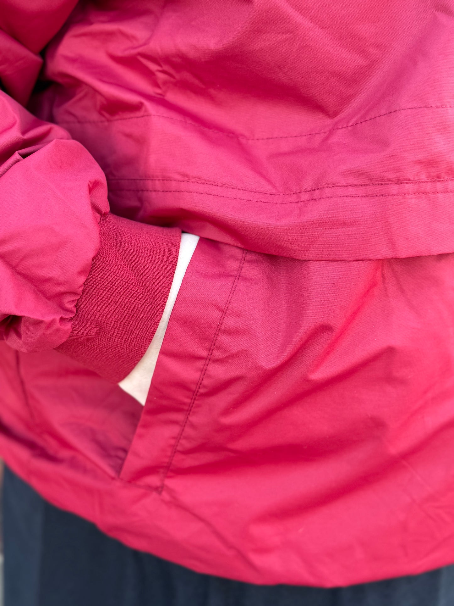 Oklahoma University V-Neck Pullover with Front Pocket