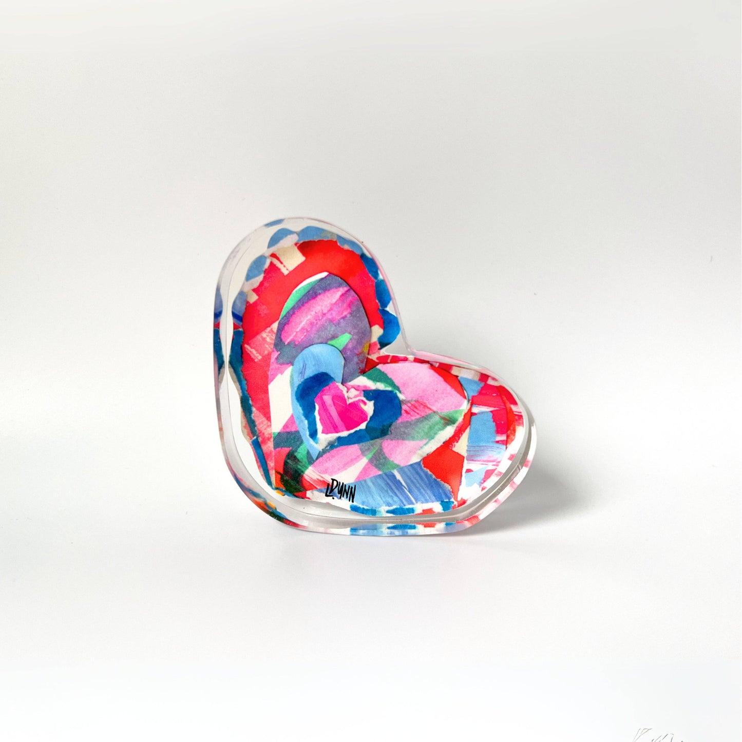 SCALLOPED HEART ACRYLIC BLOCK