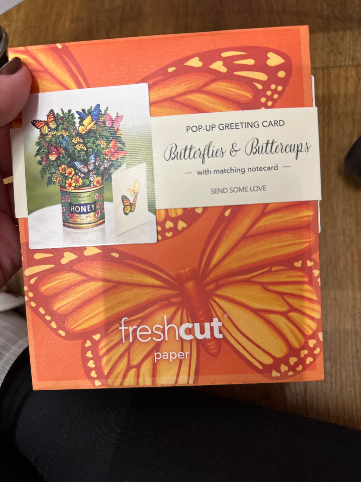 MINI BUTTERFLIES & BUTTERCUPS