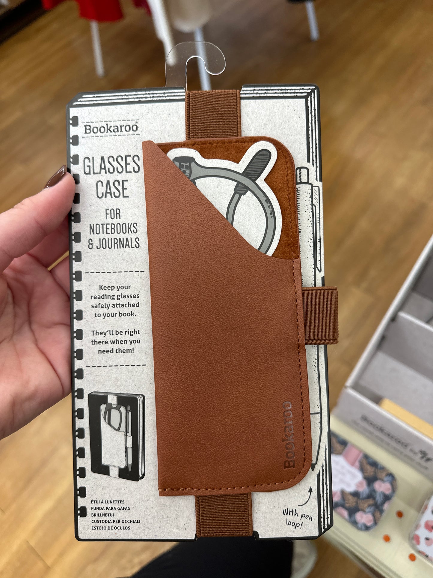 BOOKAROO GLASSES CASE - BROWN