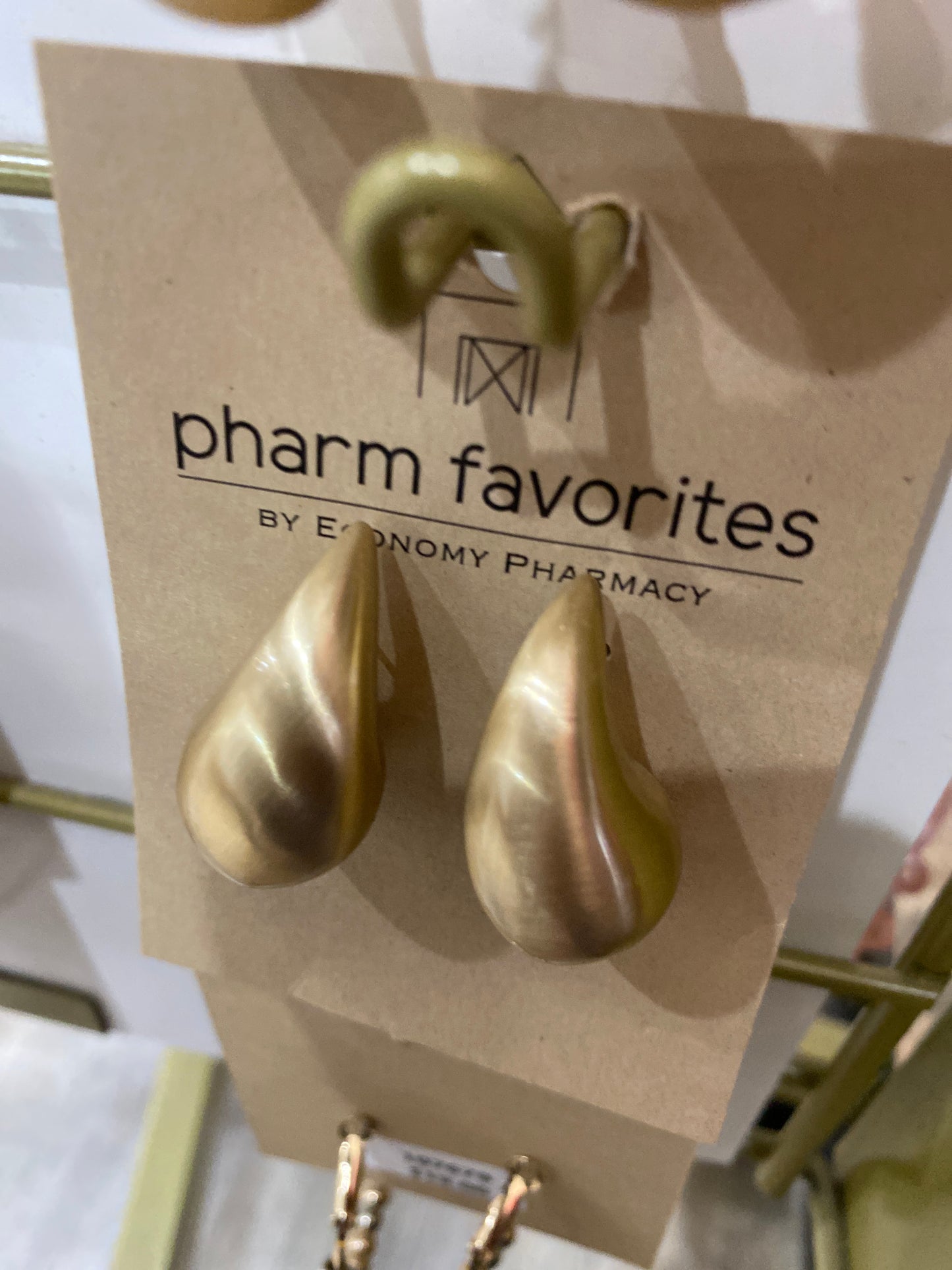 GOLD MATTE TEARDROP/COMMA EARRINGS