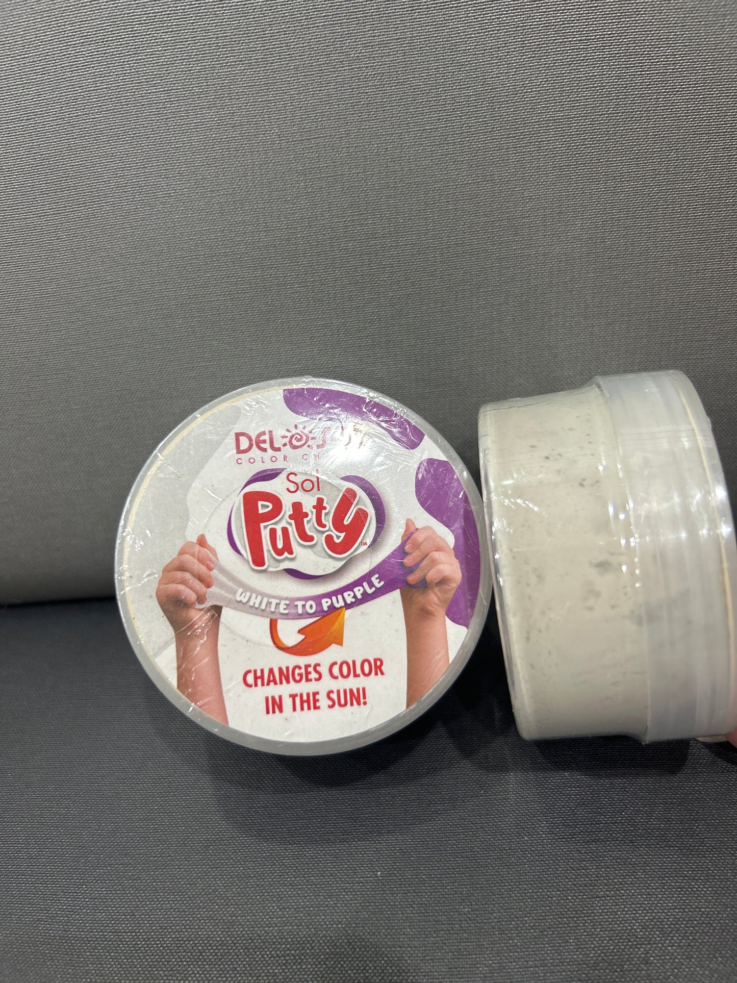 PUTTY WHITE TO PURPLE