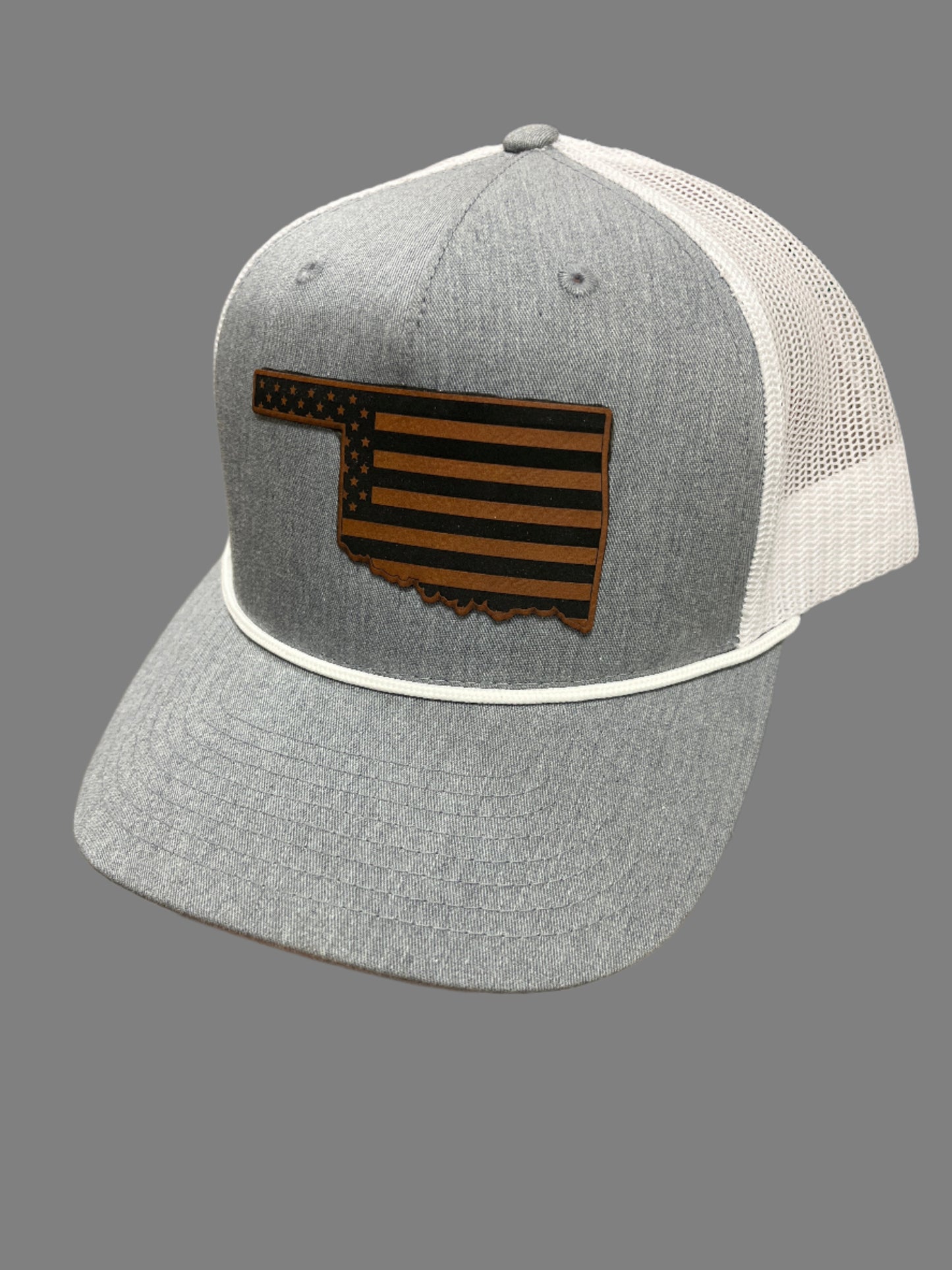 GRAY & WHITE HAT WITH OKLAHOMA FLAG PATCH