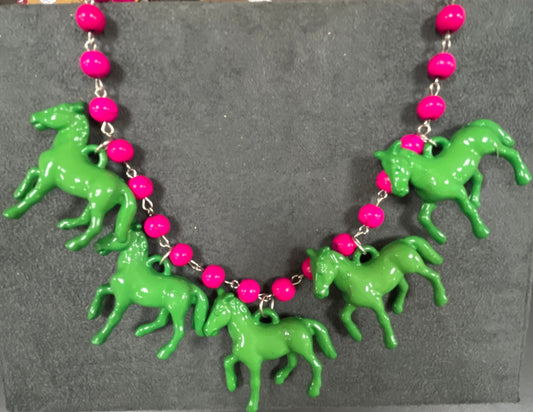 PONY BEADED NECKLACE