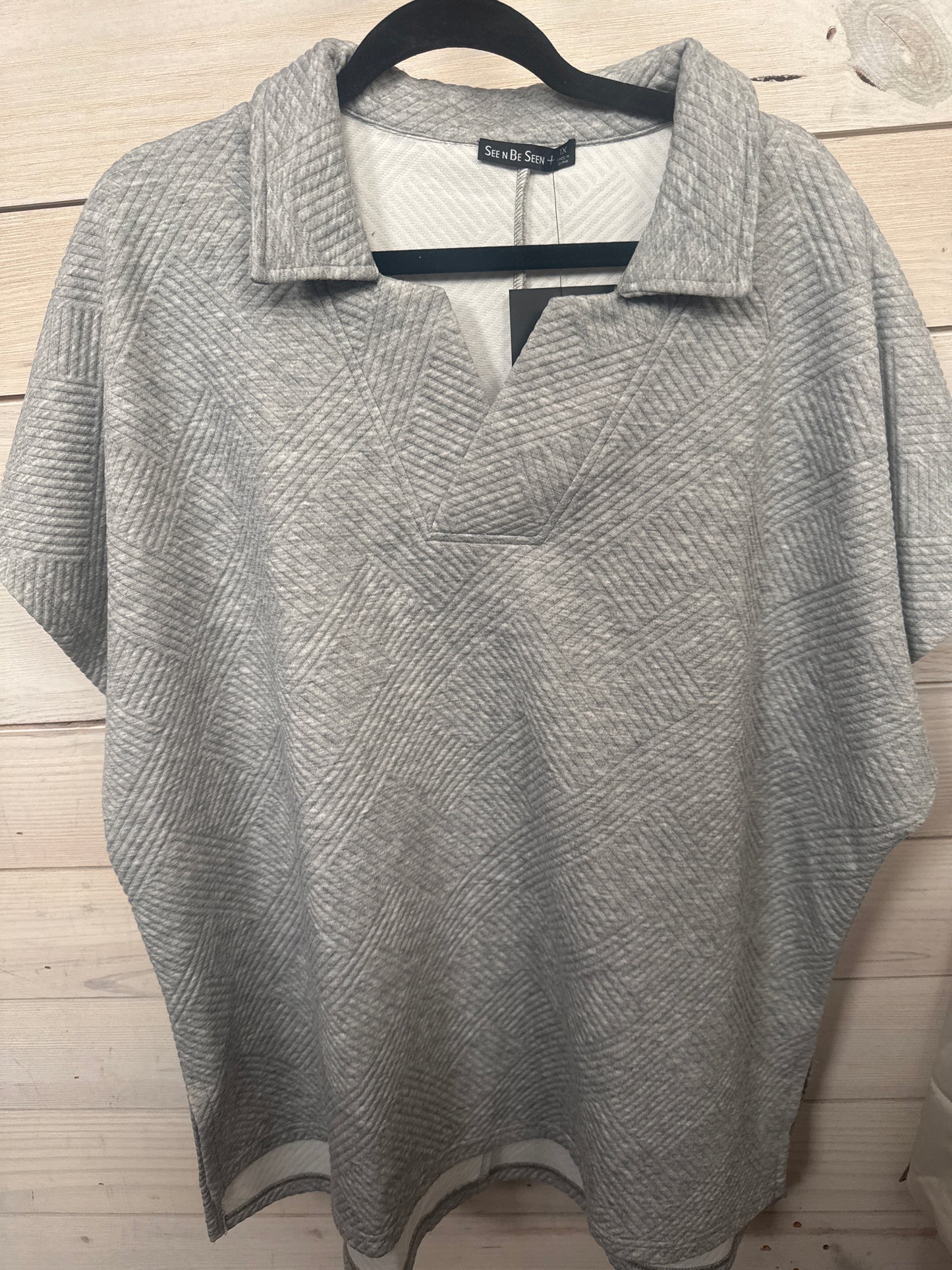 TEXTURED BLOUSE - GREY