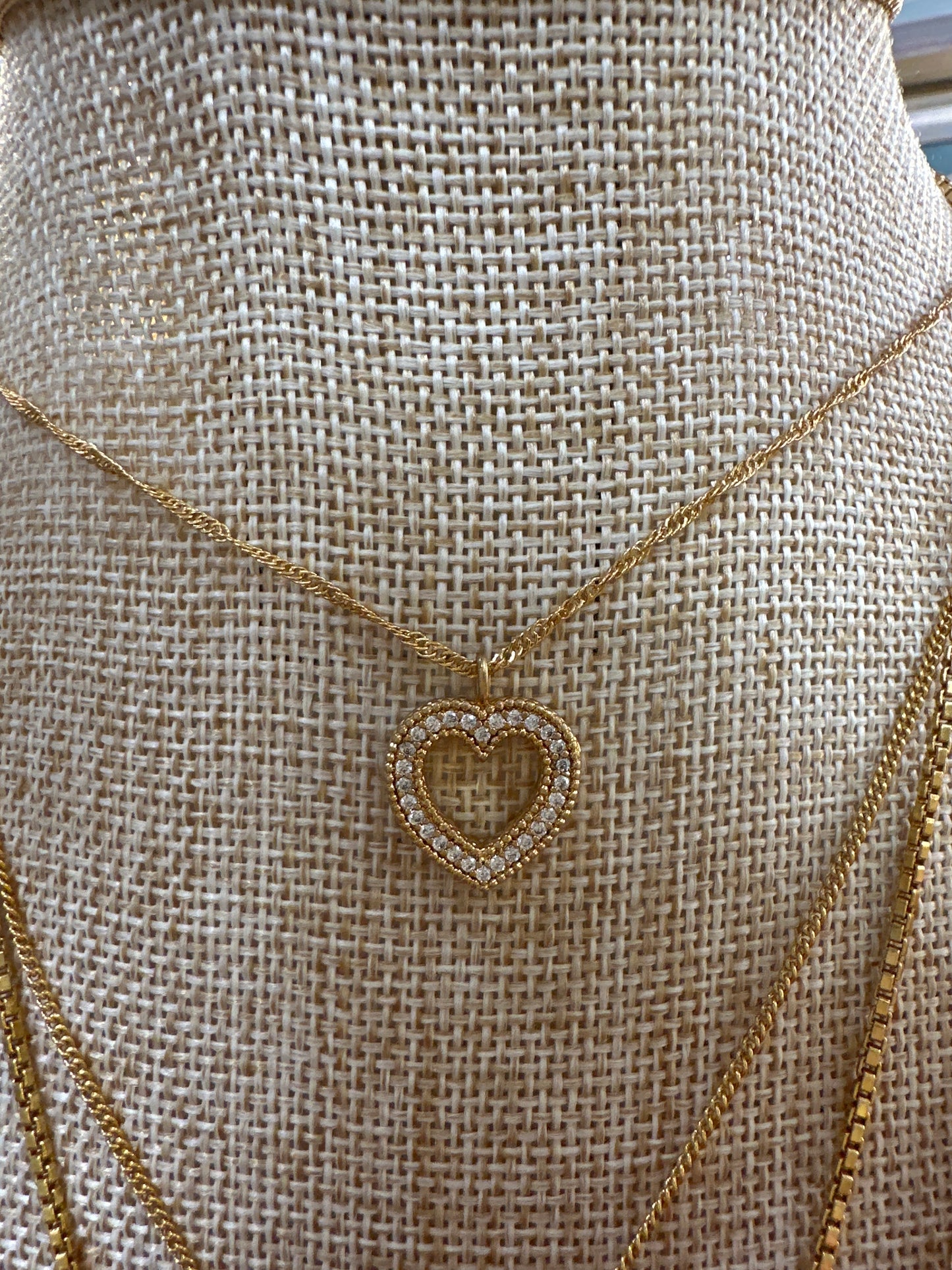 ESME HEART CZ SOLITAIRE NKLC GLD CZ