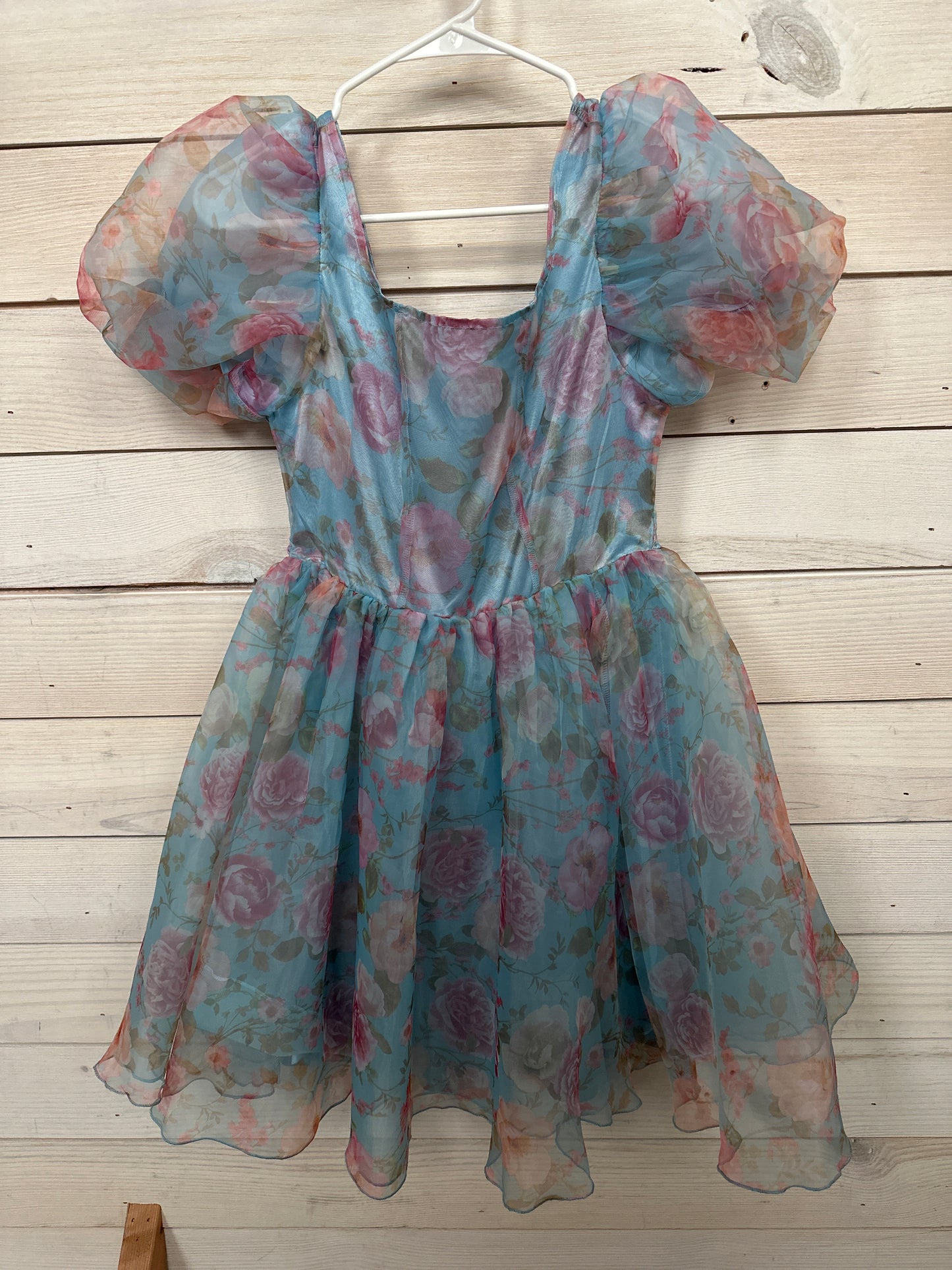 BLUE TULLE DRESS W/FLORAL DETAIL