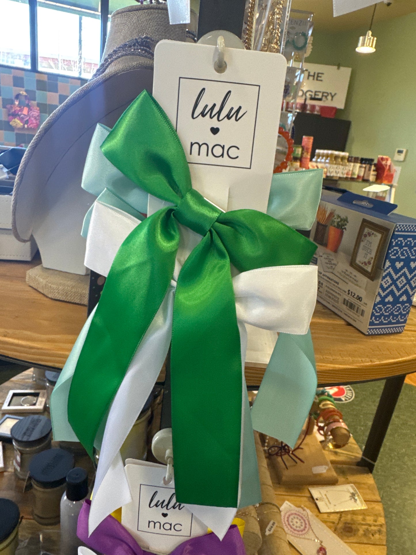 SATIN BOWS 2PK - GREEN/WHITE