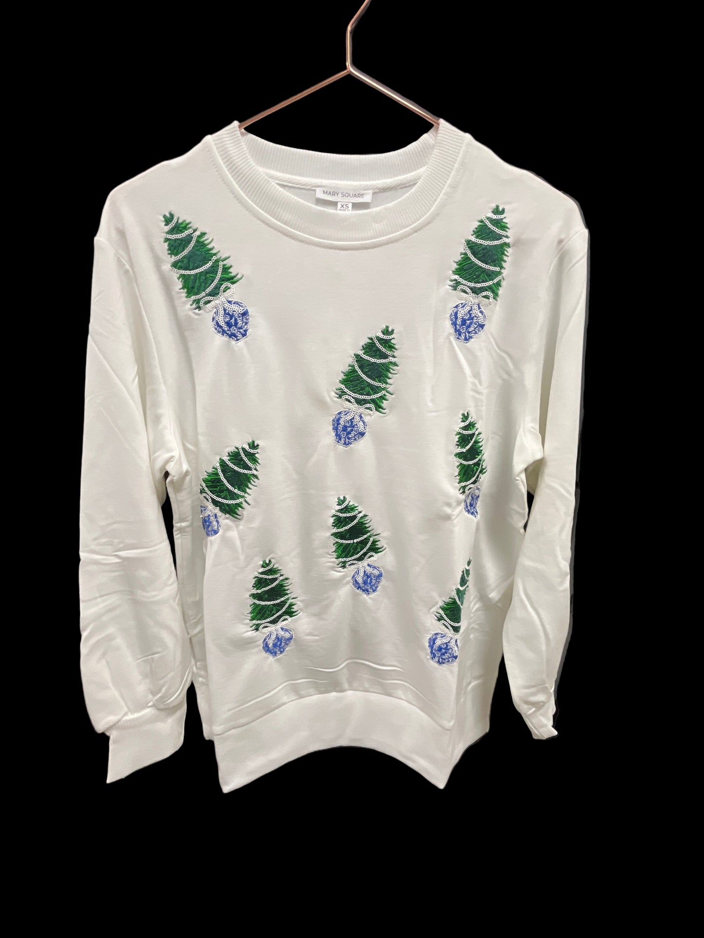 WHITE SWEATSHIRT LAKELYN BLUE TREES