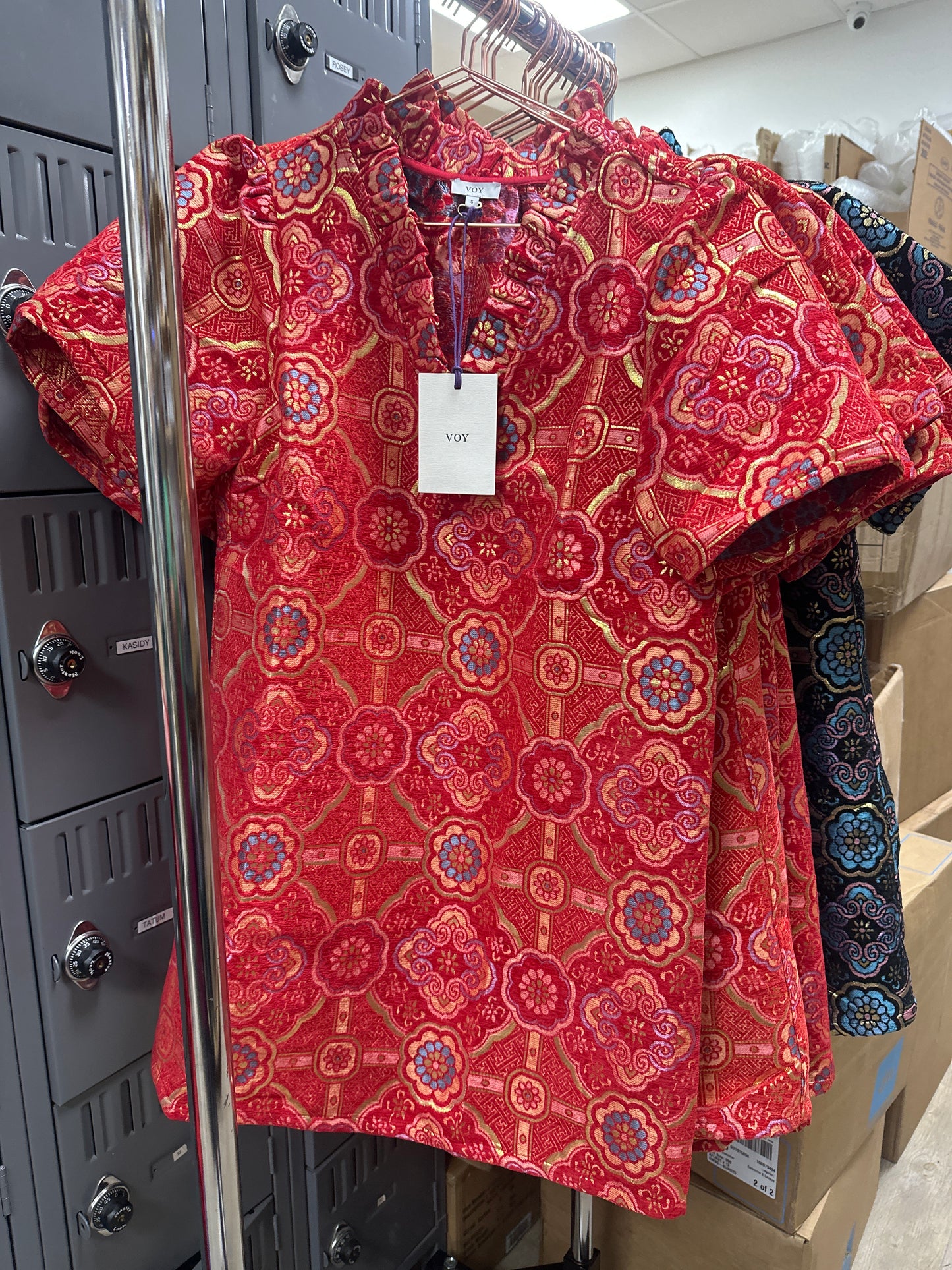 RED V-RUFFLE NECK MANDALA JACQUARD DRESS