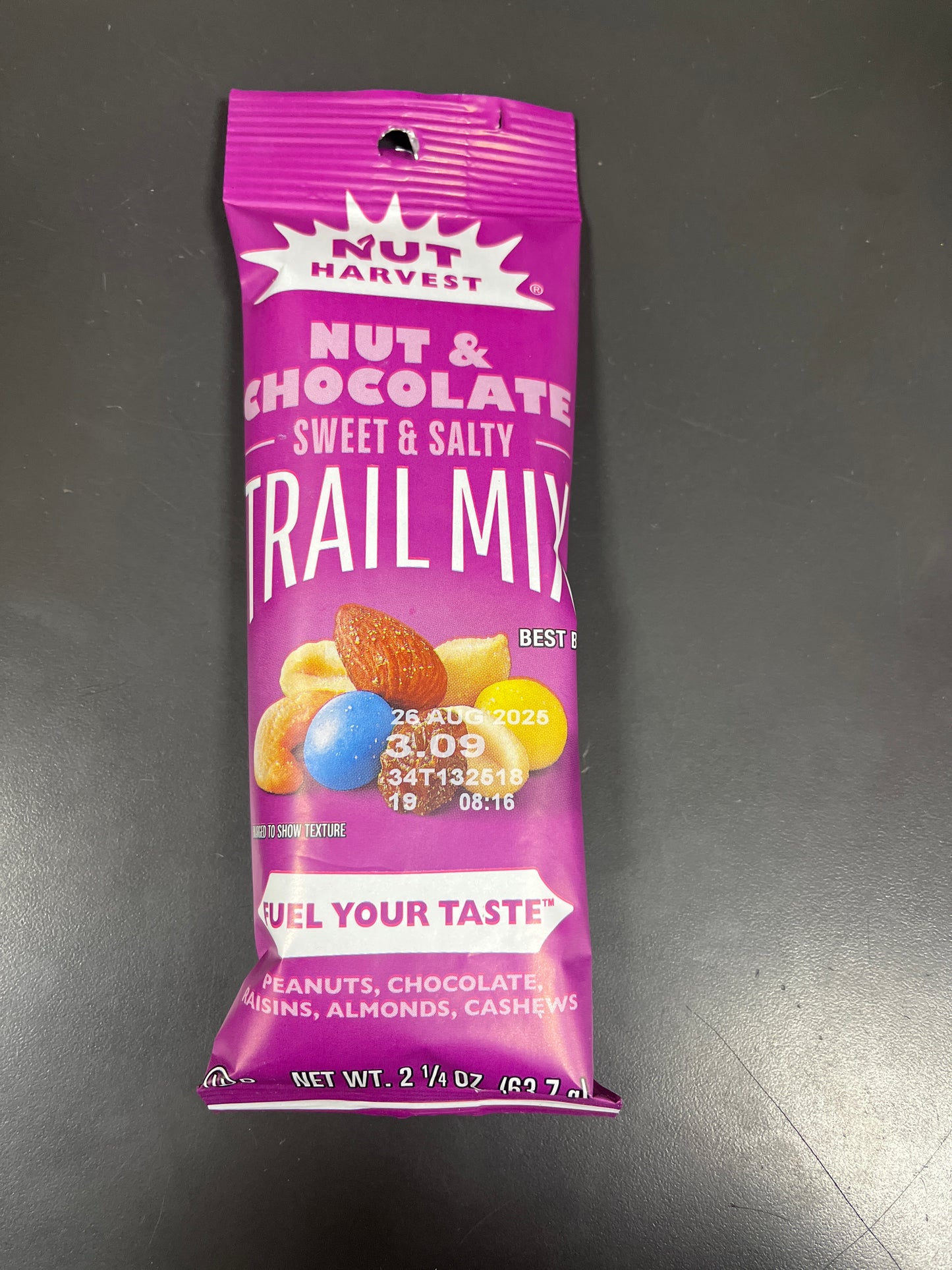 NUT HARVEST TRAIL MIX SWEET AND SALTY