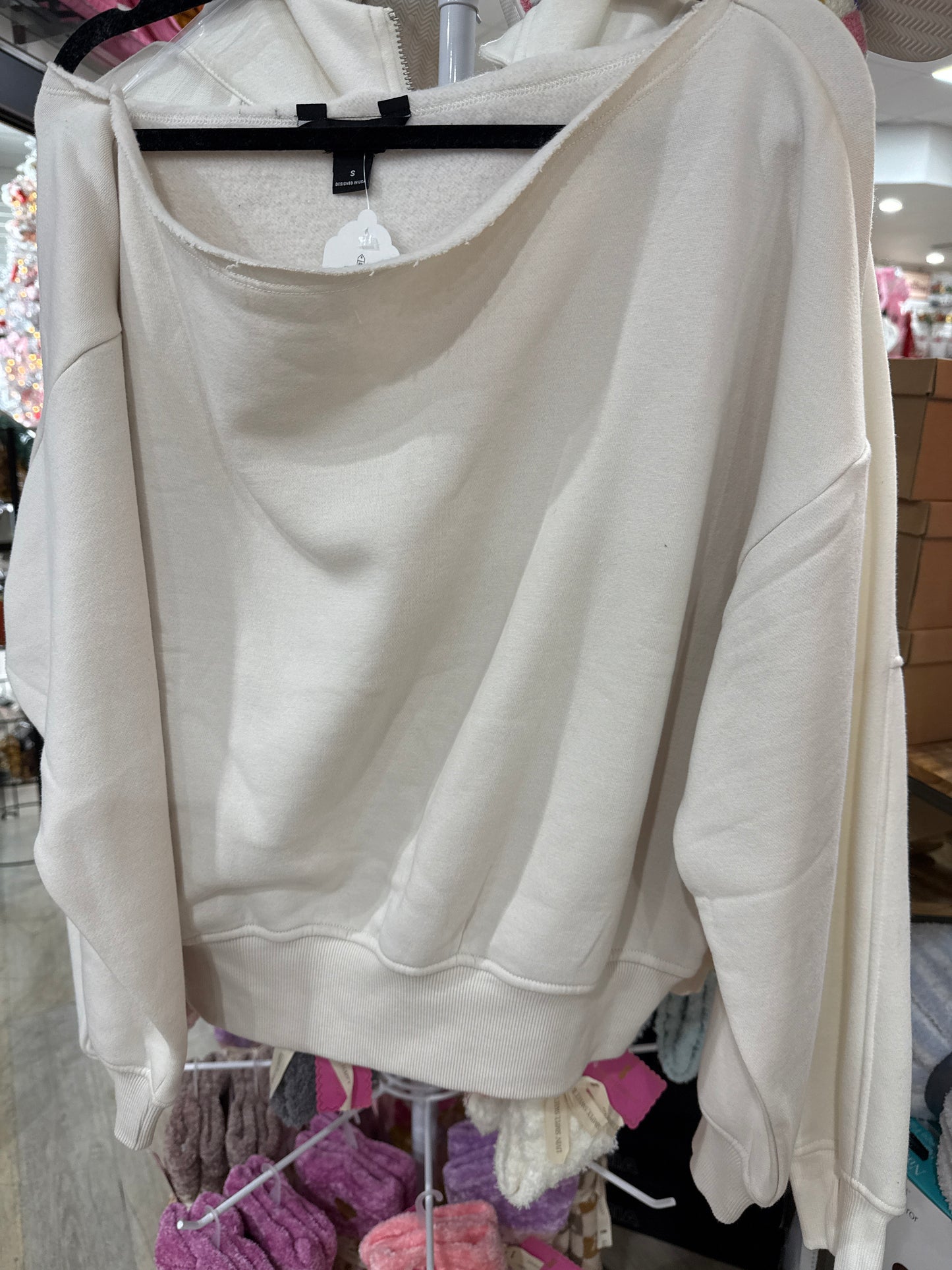 FLEECE OFF SHOULDER SWEATSHIRT - BONE - 3X