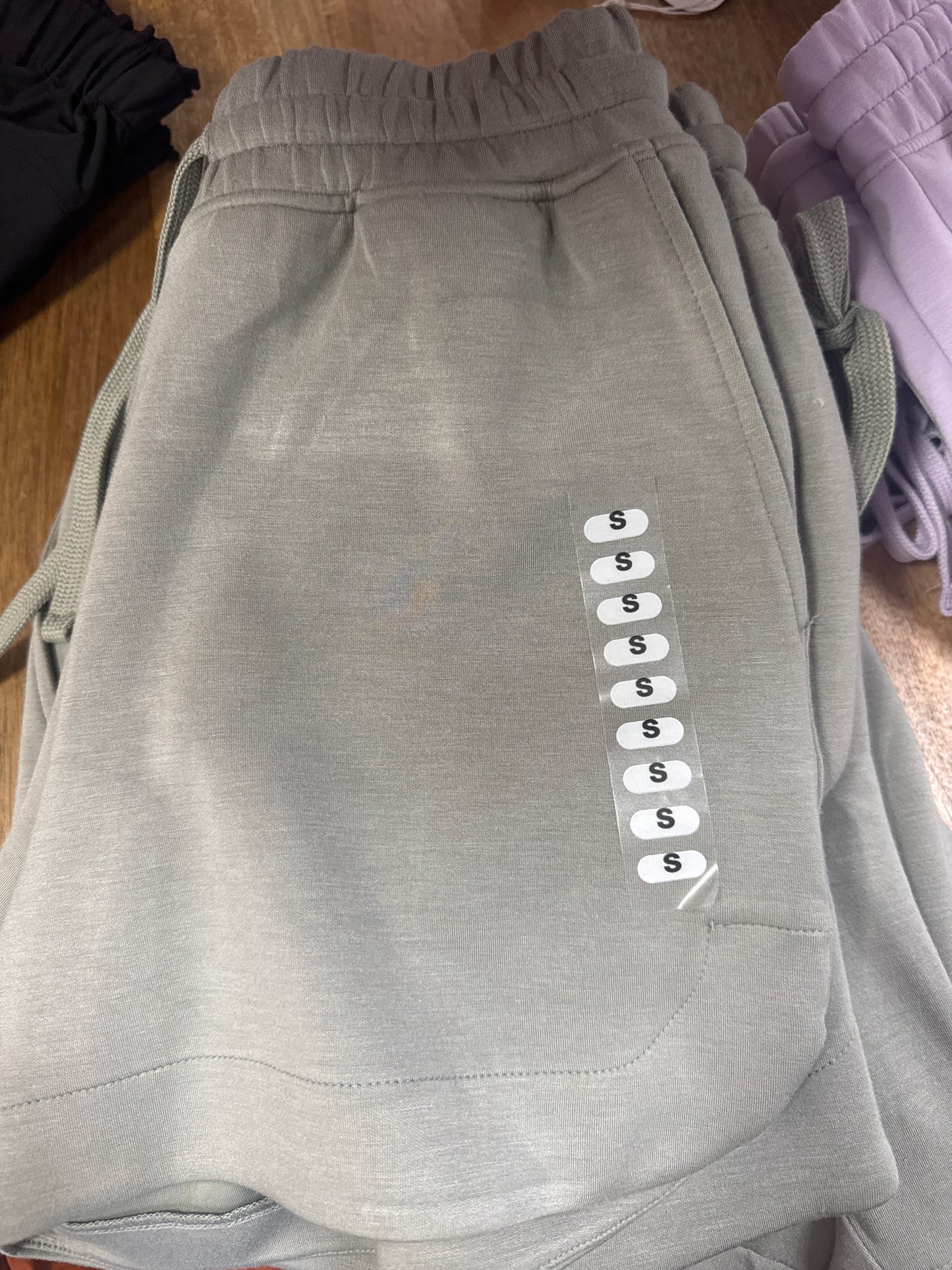 SCUBA TULIP SHORTS - DUSTY SAGE