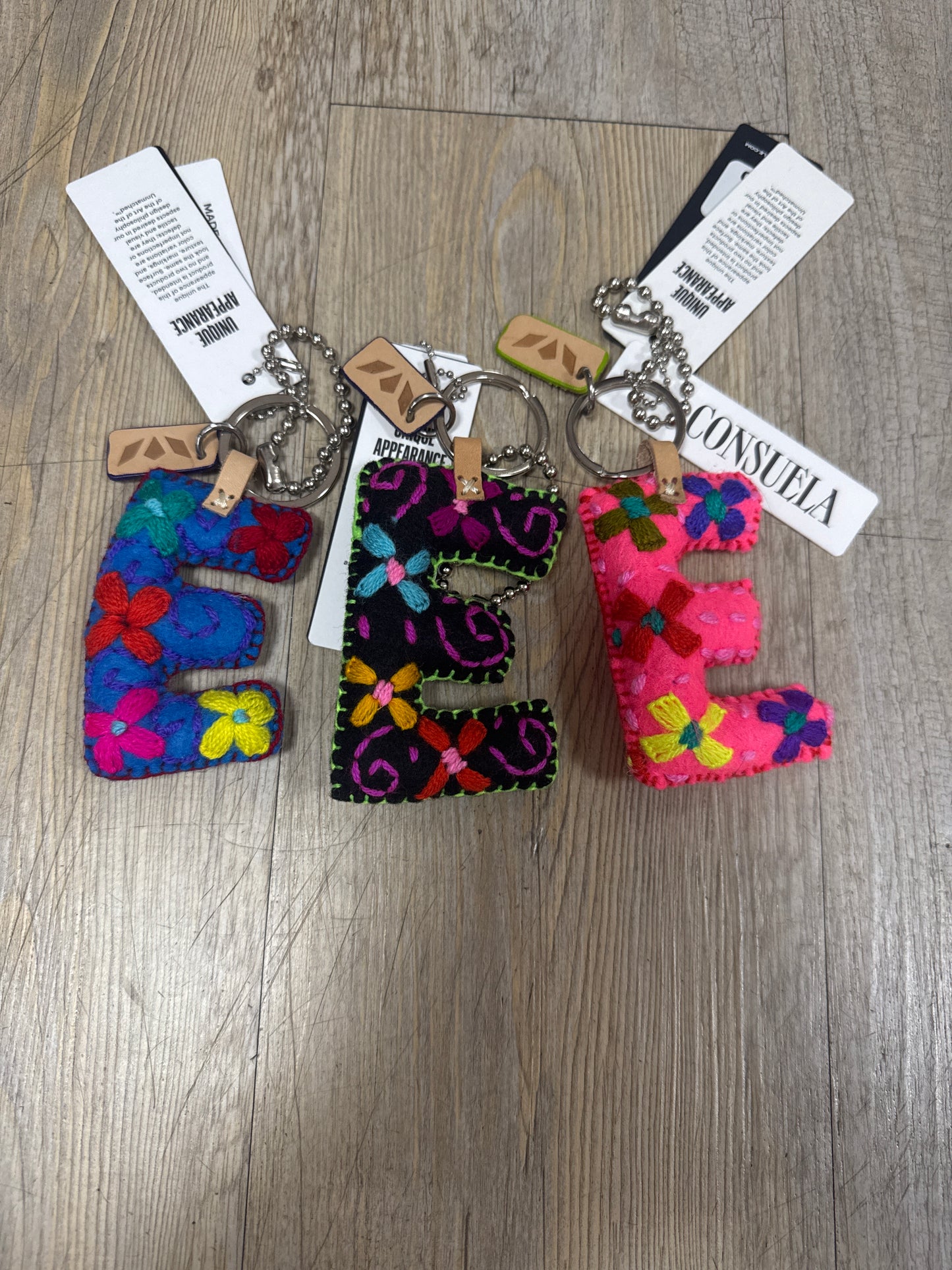 FELT CHARM - E
