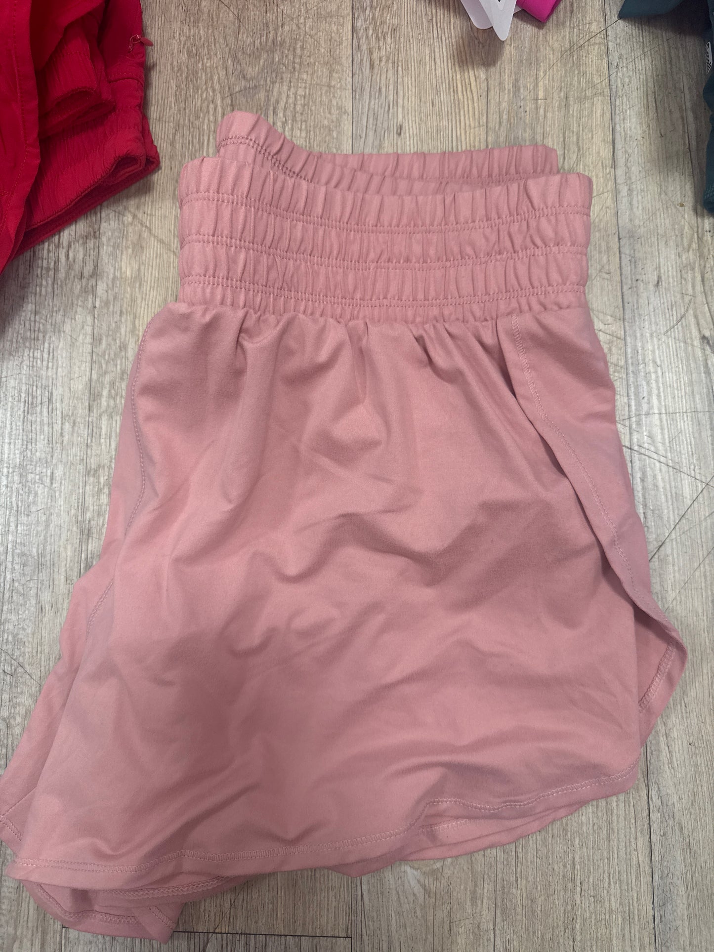 MAUVE DOLPHIN HEM SHORTS