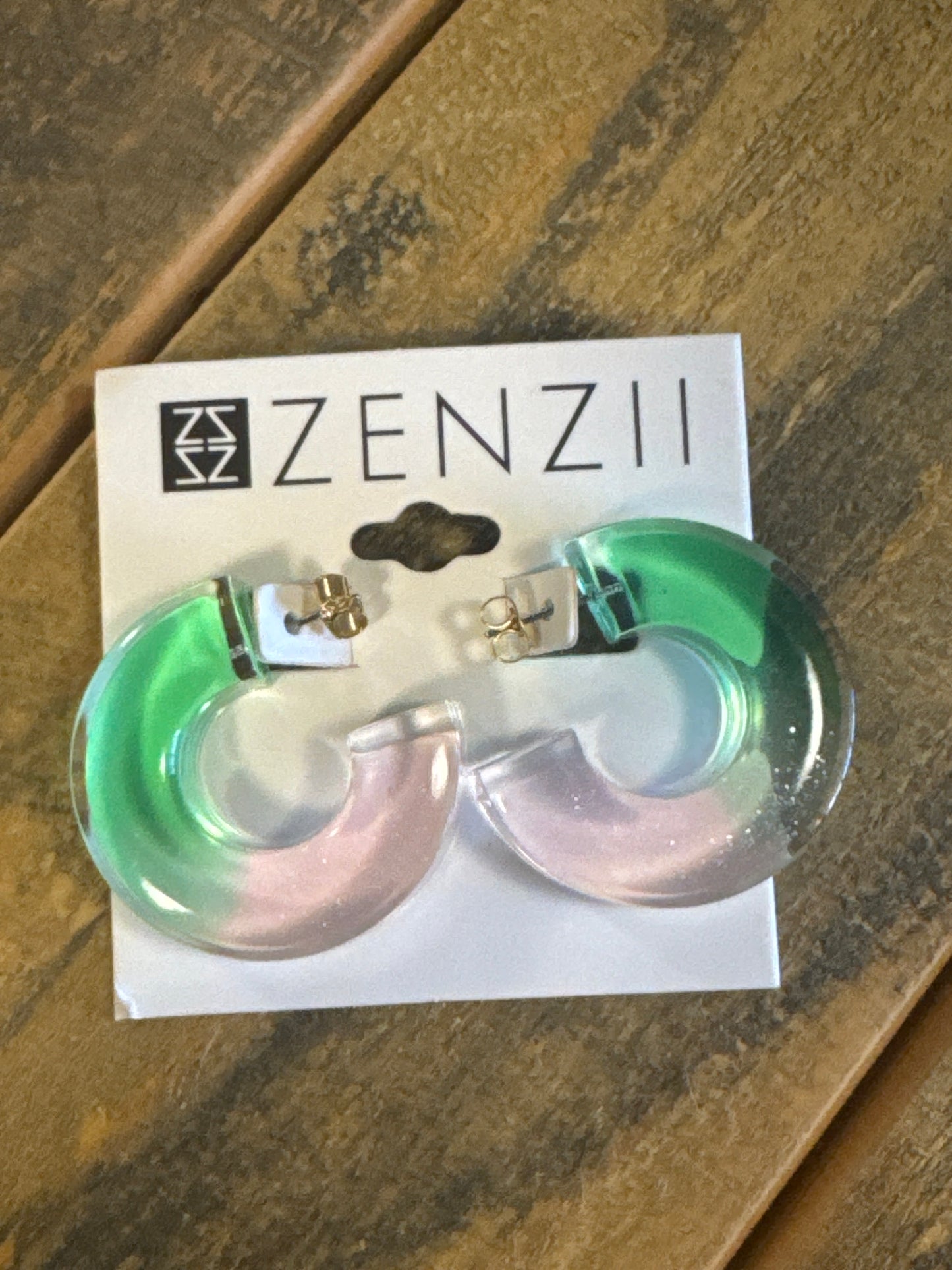 CHUNKY GLITTER LUCITE OPEN HOOP EARRINGS - GREEN