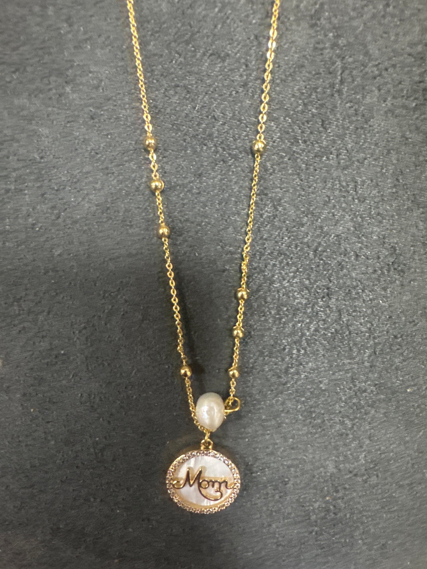 GOLD NECKLACE W/IVORY MOM PENDANT & FAUX PEARL