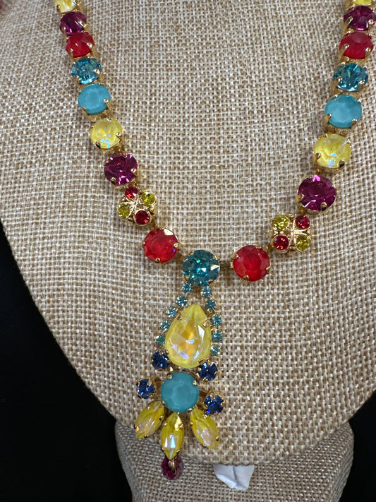 MARIANA YG NKLC W/ PPL/RED/BLU/YLW CRYSTALS