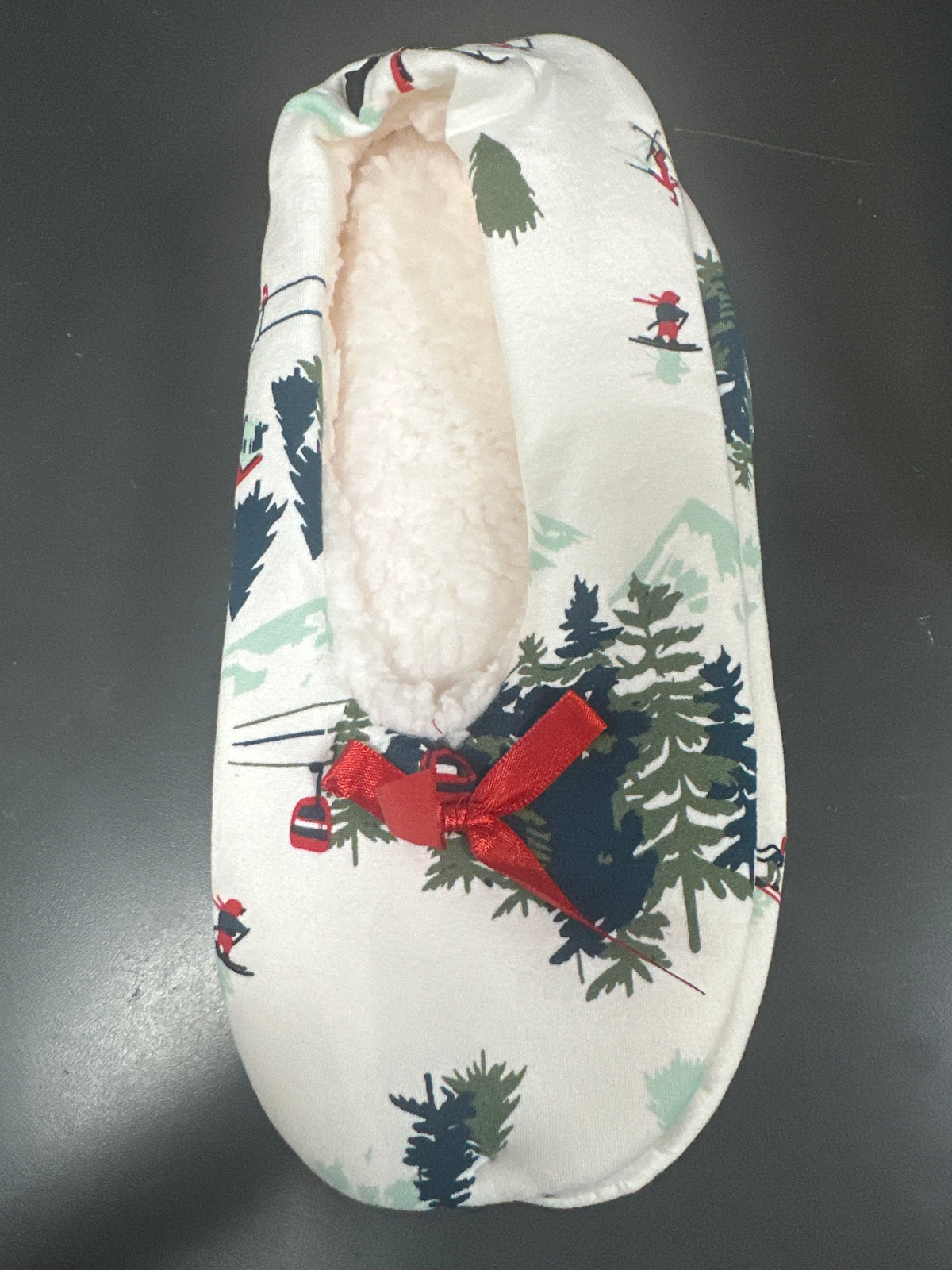 HOLIDAY SKIERS SLIPPERS